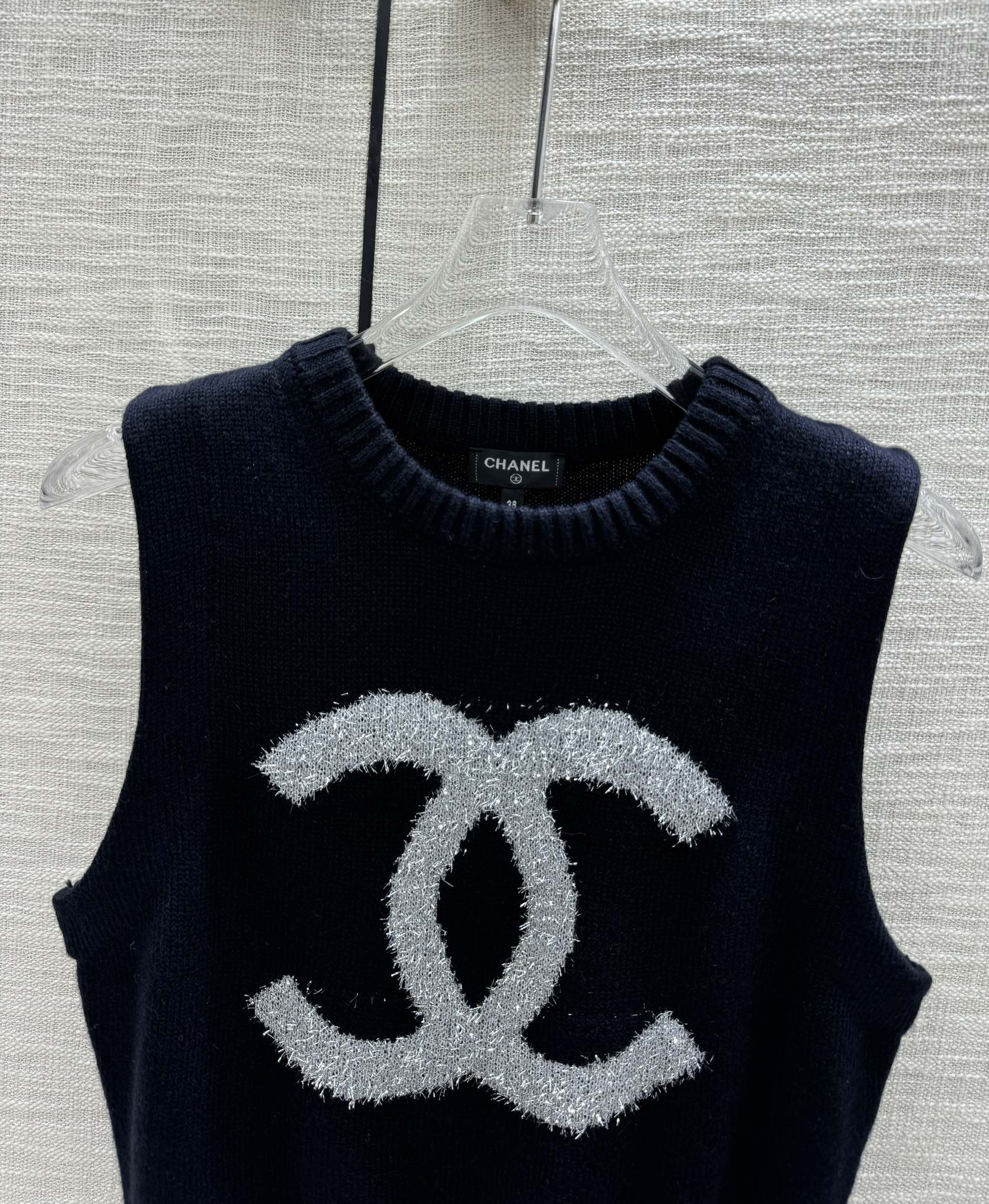 Вязаный жилет Chanel 2403 Double C - черный