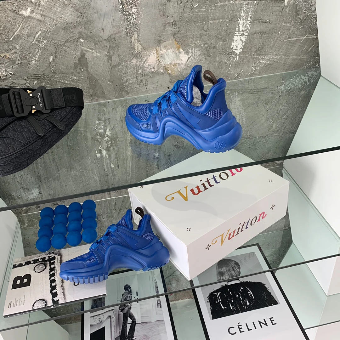 Обувь LV - Массивные кроссовки LV - 19