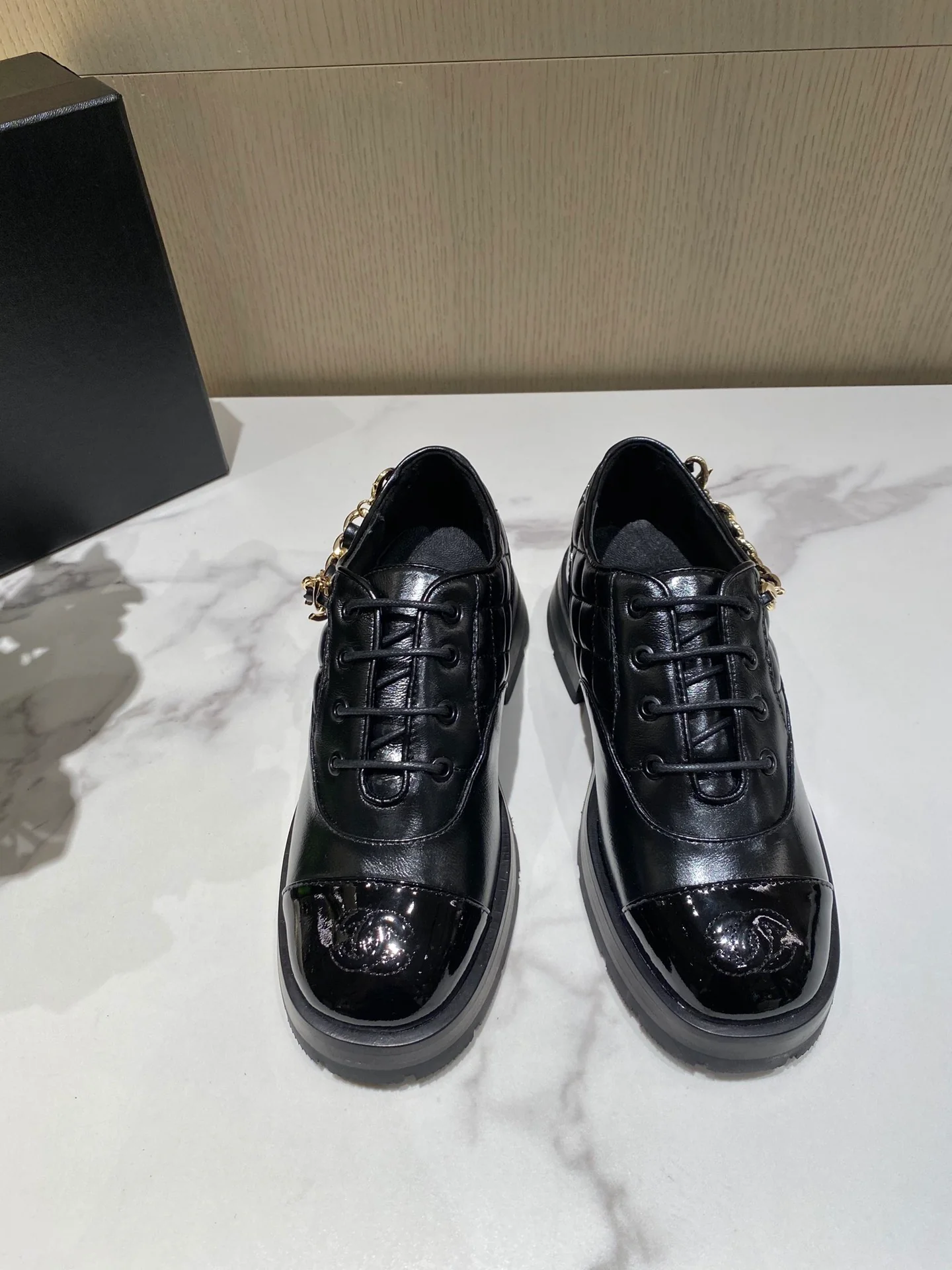 Chanel - Туфли-афро из натуральной кожи - Полностью черные