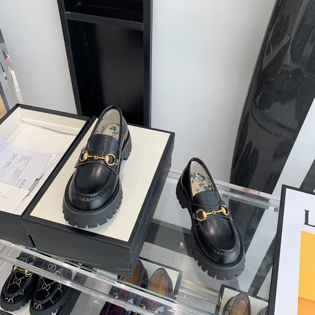 Лоферы Gucci - черные