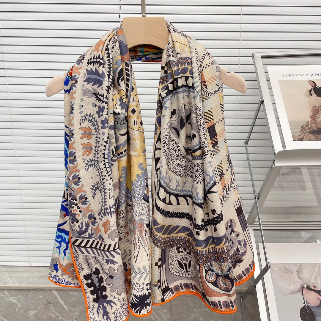 Большой двусторонний шарф Hermes - 136 см - 30 см - Шелк 70 - Шерсть 5