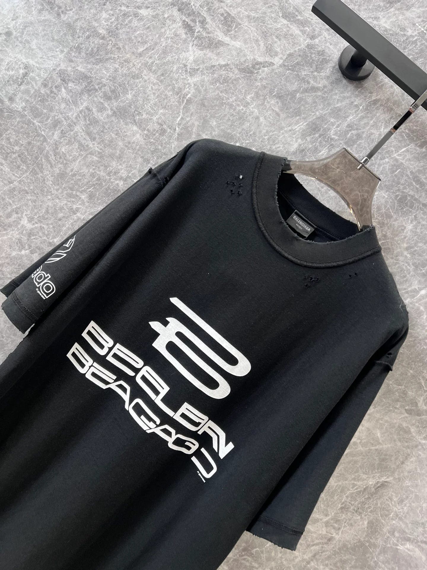 Balenciaga 2404-24ss Весна/Лето Новая футболка с коротким рукавом и круглым вырезом, с принтом AI Synthetic Print Letter - Черная