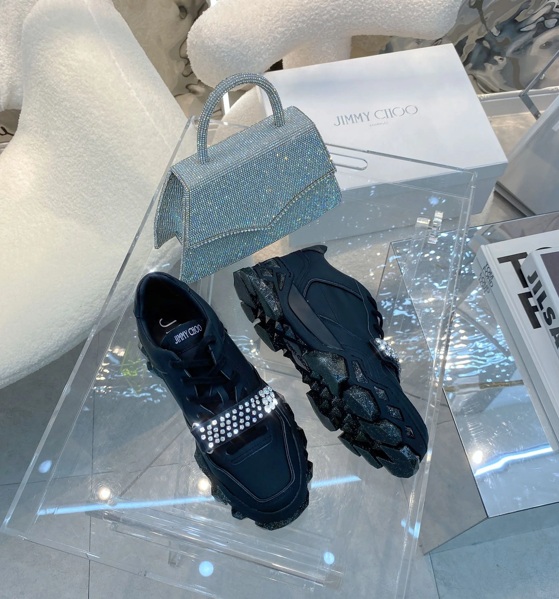 Jimmy-22-New-Pearl Upper-Dad Shoes-1