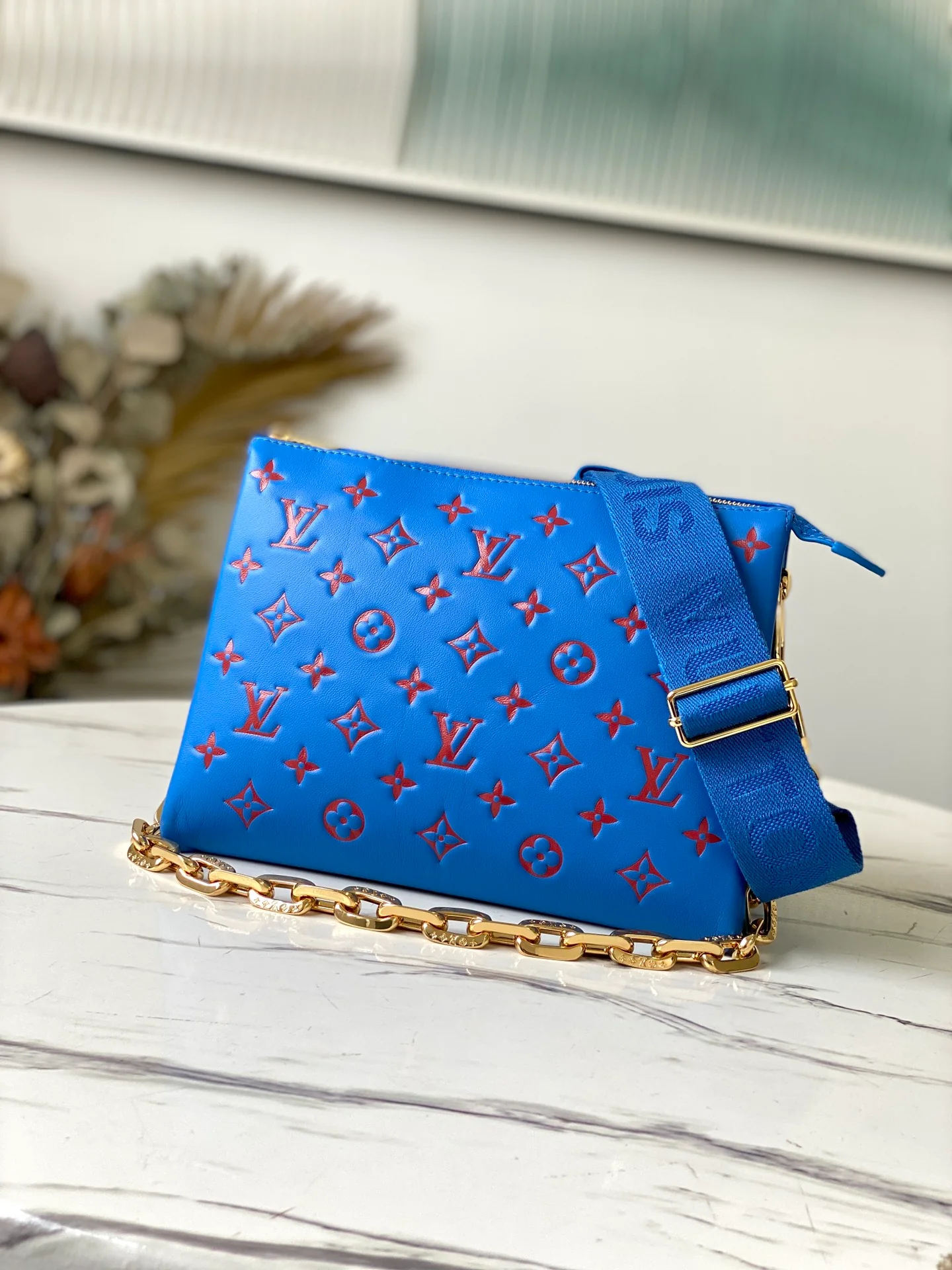 m58626-LV-coussin handbag-small-blue