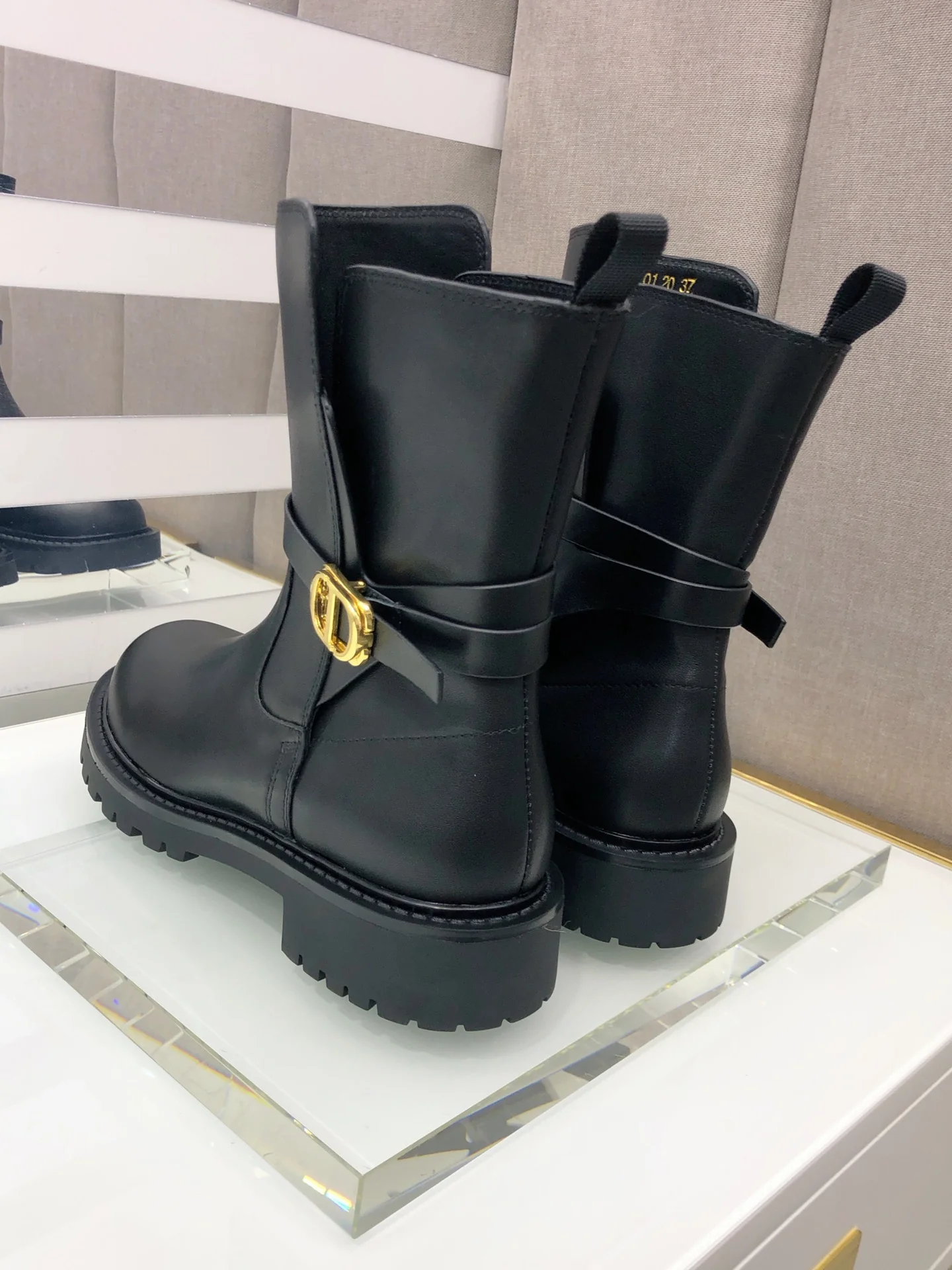 d-empreinte-ankle boots-black