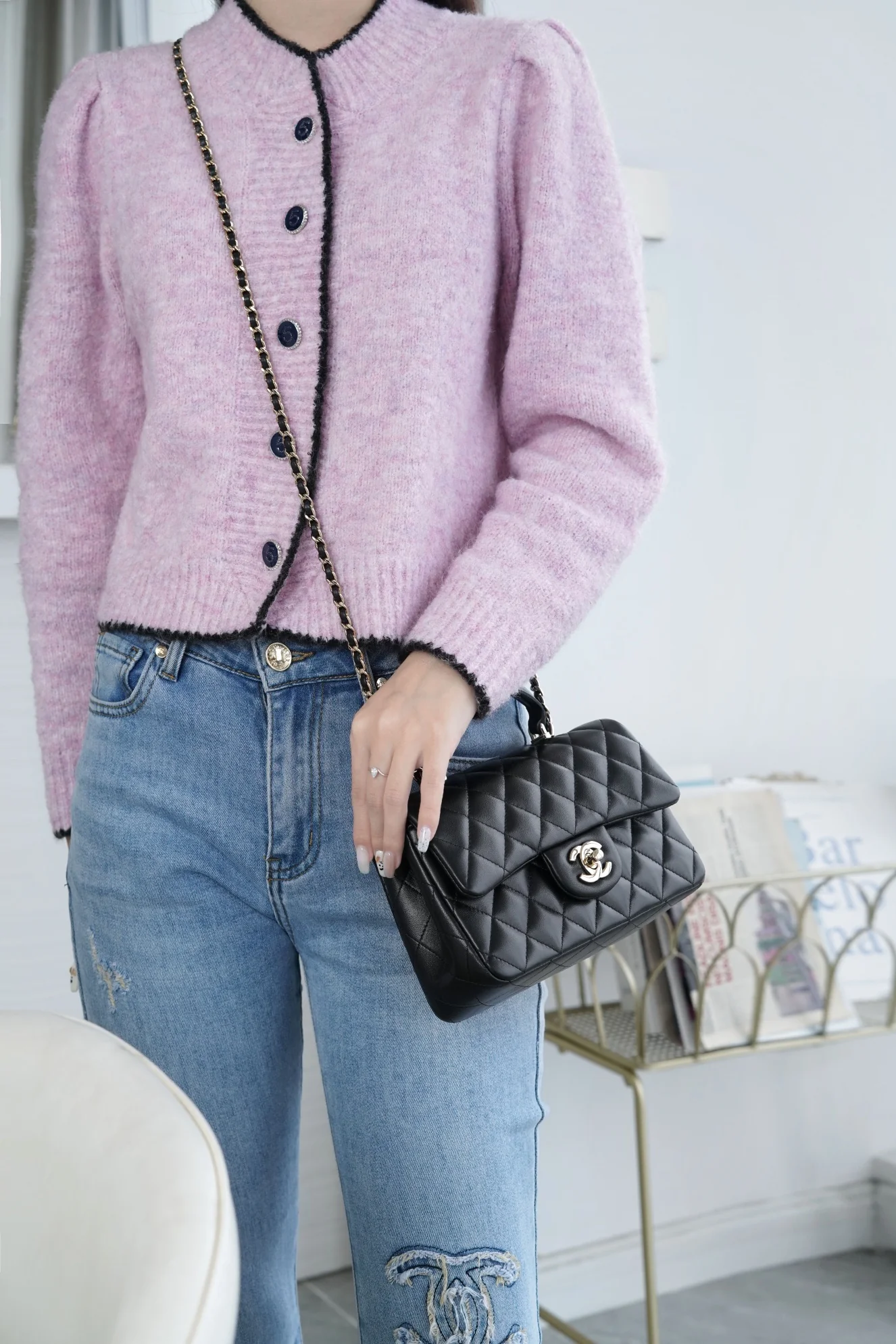 Мини-сумочка Chanel Mini CF, сумка на цепочке через плечо, черная.