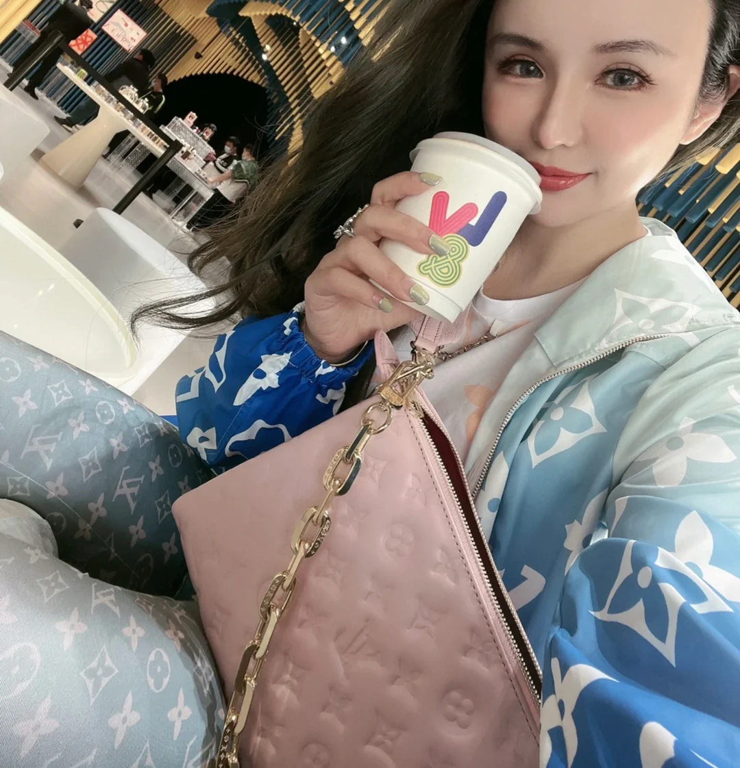 m59276-LV-coussin handbag-small-pink