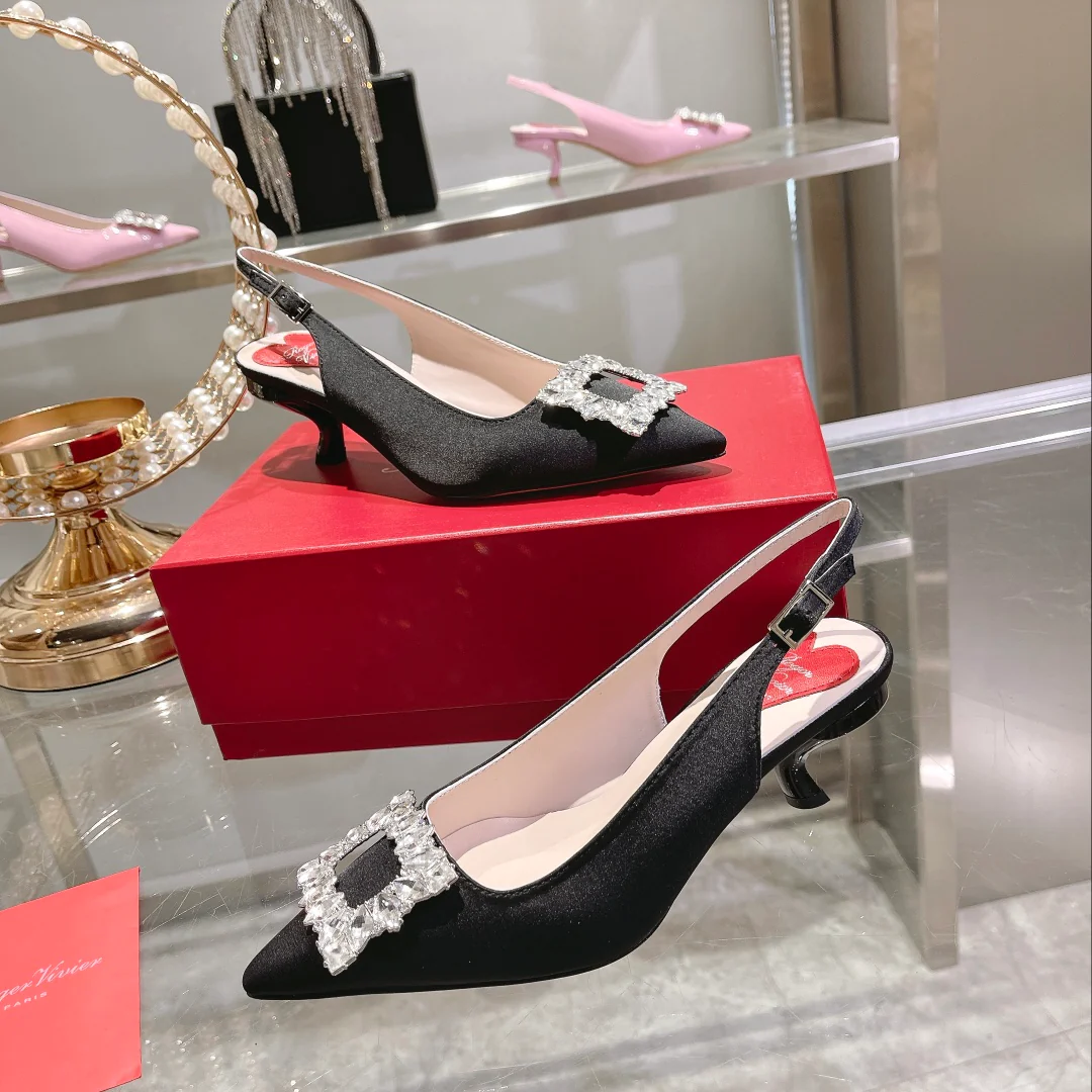 Обувь RV Shoes - Новинка ранней весны 2023 года - Туфли на низком каблуке с острым носком из натуральной кожи - Черные