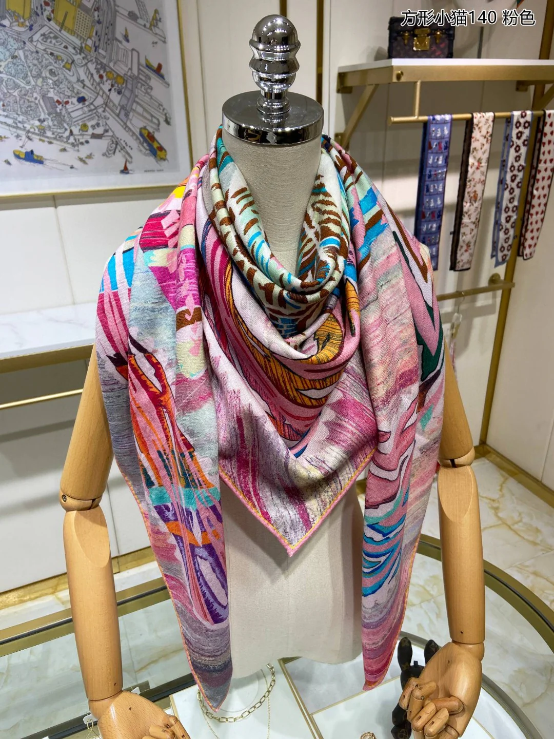 Шарф Hermes Square Kitten Scarf - 140 см - 70% кашемир - 30% шелк - 1 шт.