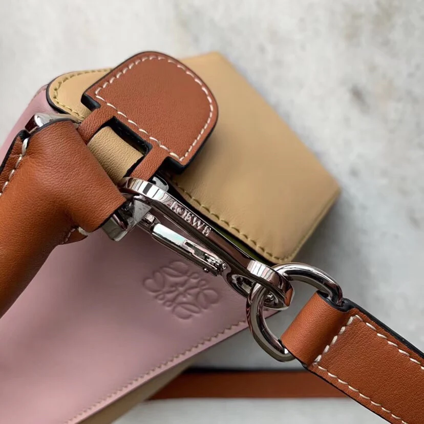 Сумка-пазл Loewe весна/лето 2019 из телячьей кожи