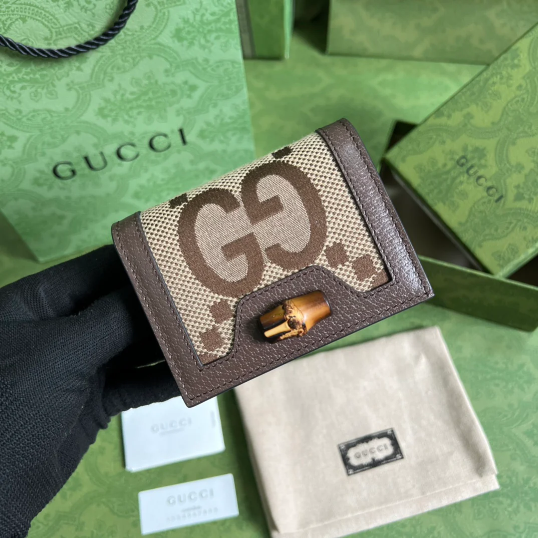 Gucci 竹节短夹