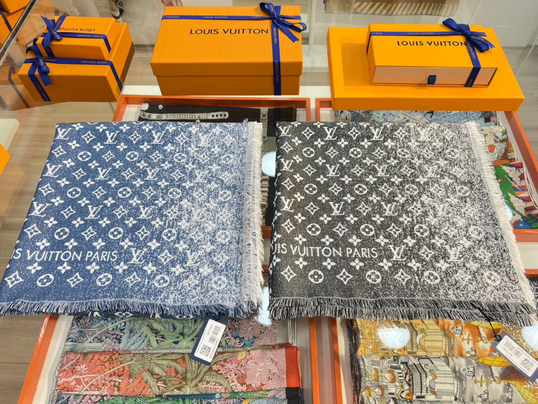 LV - Градиентная джинсовая шаль с монограммой - джинсовая ткань - градиент - 142 - 5 см - 1