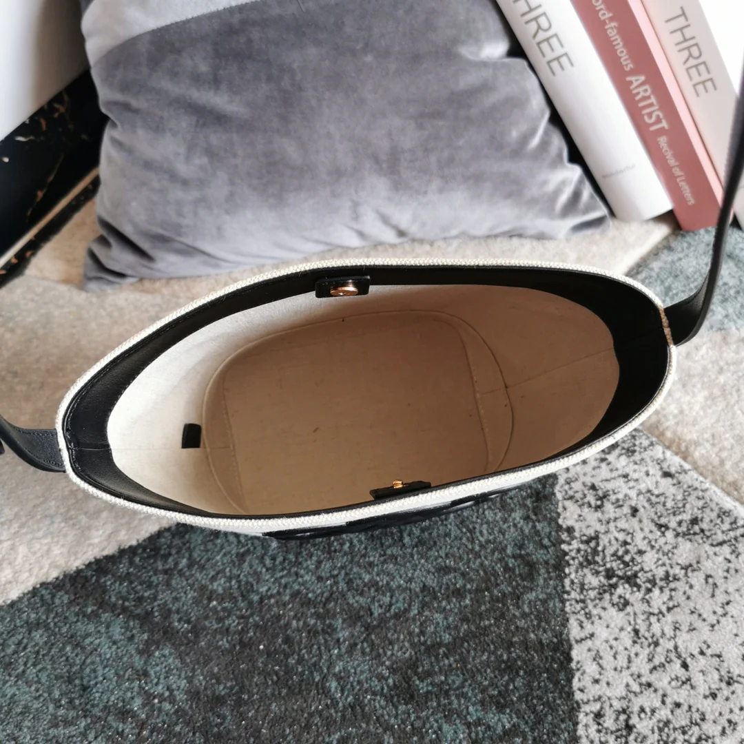 Льняная сумка-ведро Celine Cuir - Большая - Черная