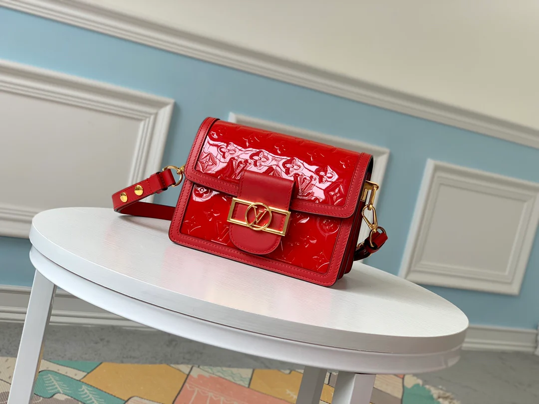 m44580-LV-dauphine сумка-мессенджер из кожи с узором, красная