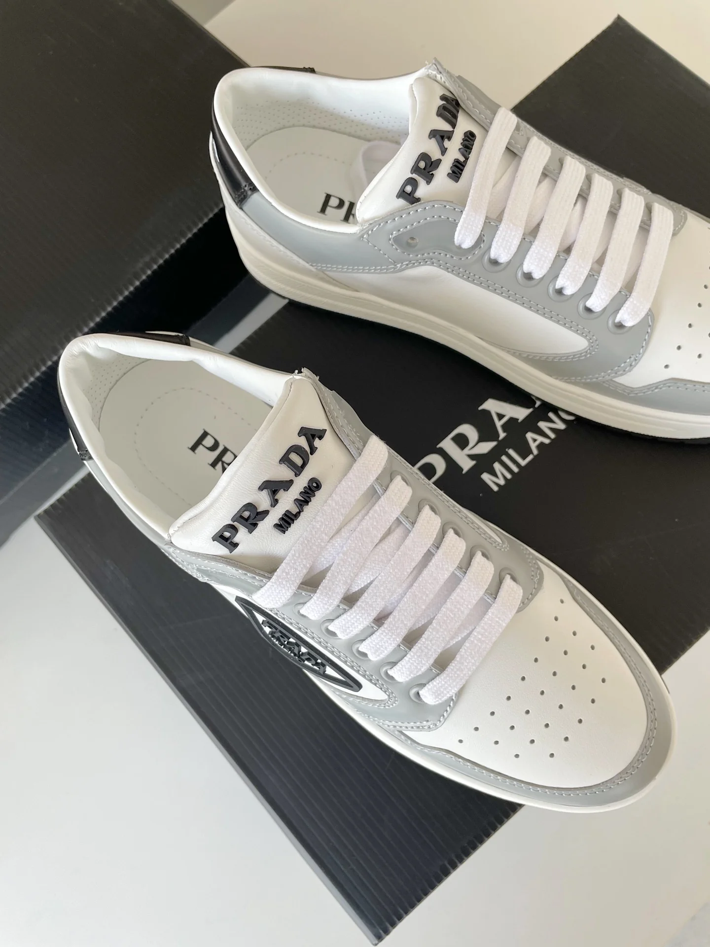 Обувь Prada - Prada - Парный стиль - Повседневная обувь