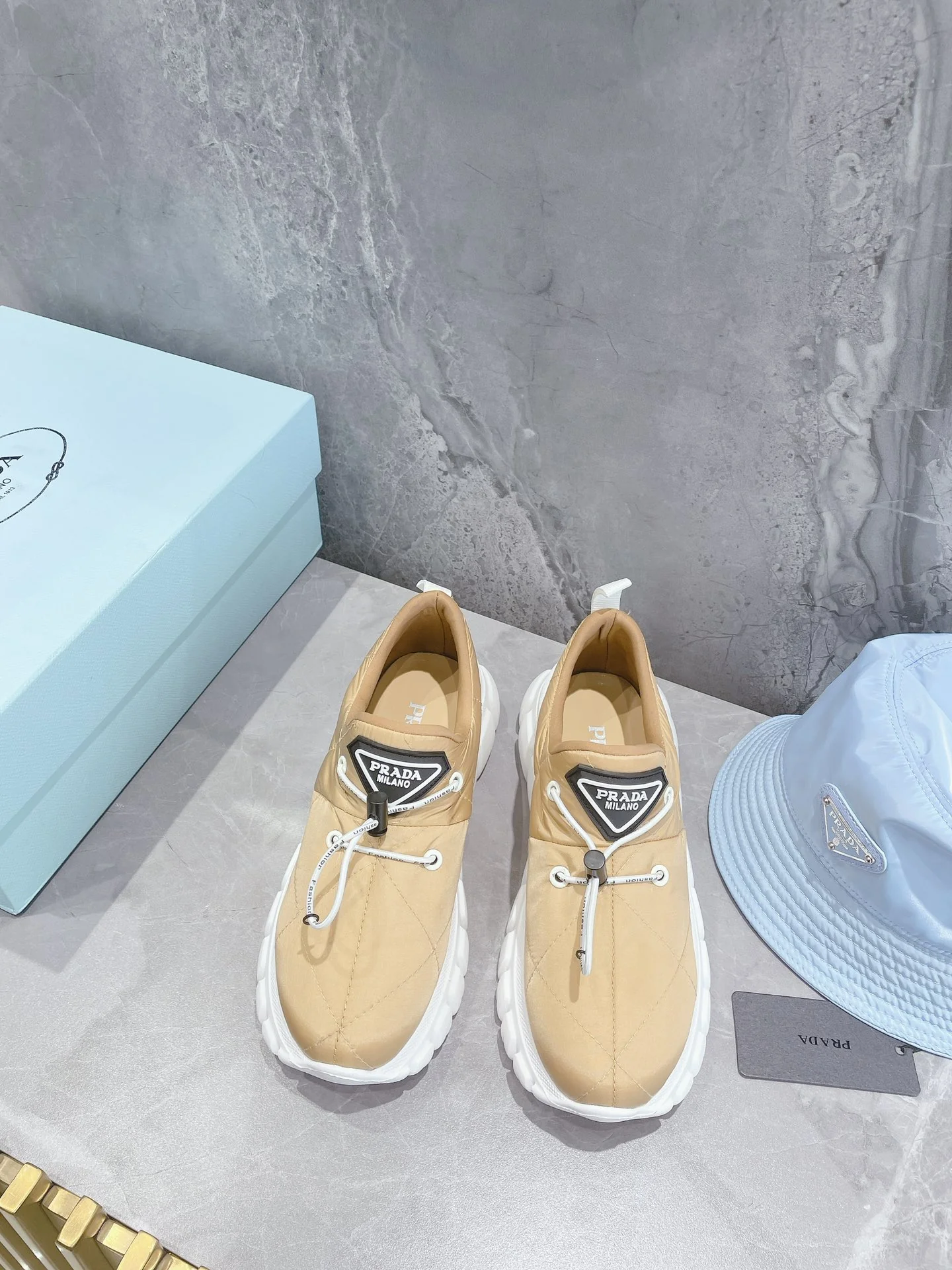 Обувь Prada - Prada - ультралегкая - кроссовки для бега - повседневная обувь - телесный цвет