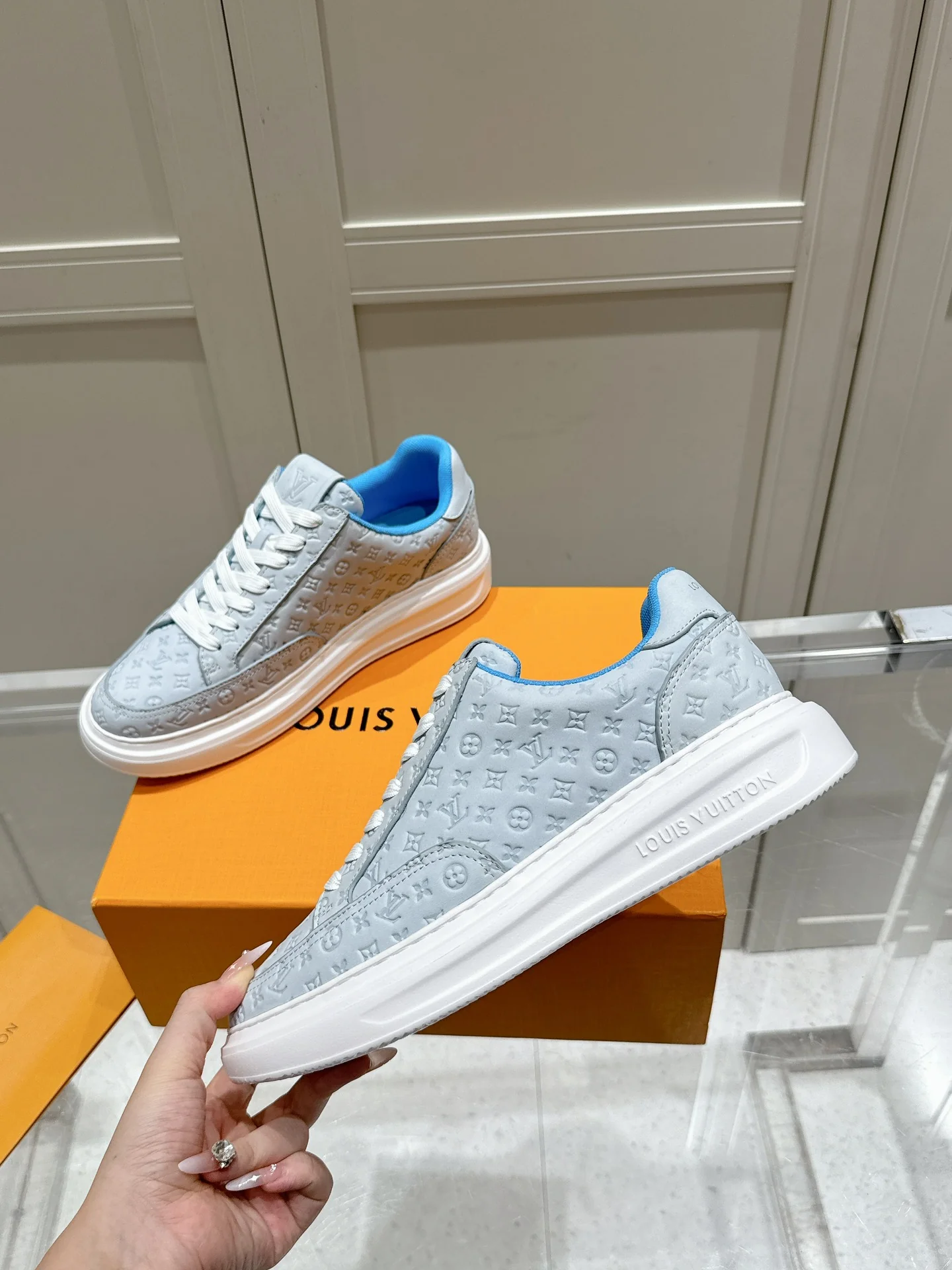 LV-2024 Кожаные скейтбордические кроссовки с темным узором - синие