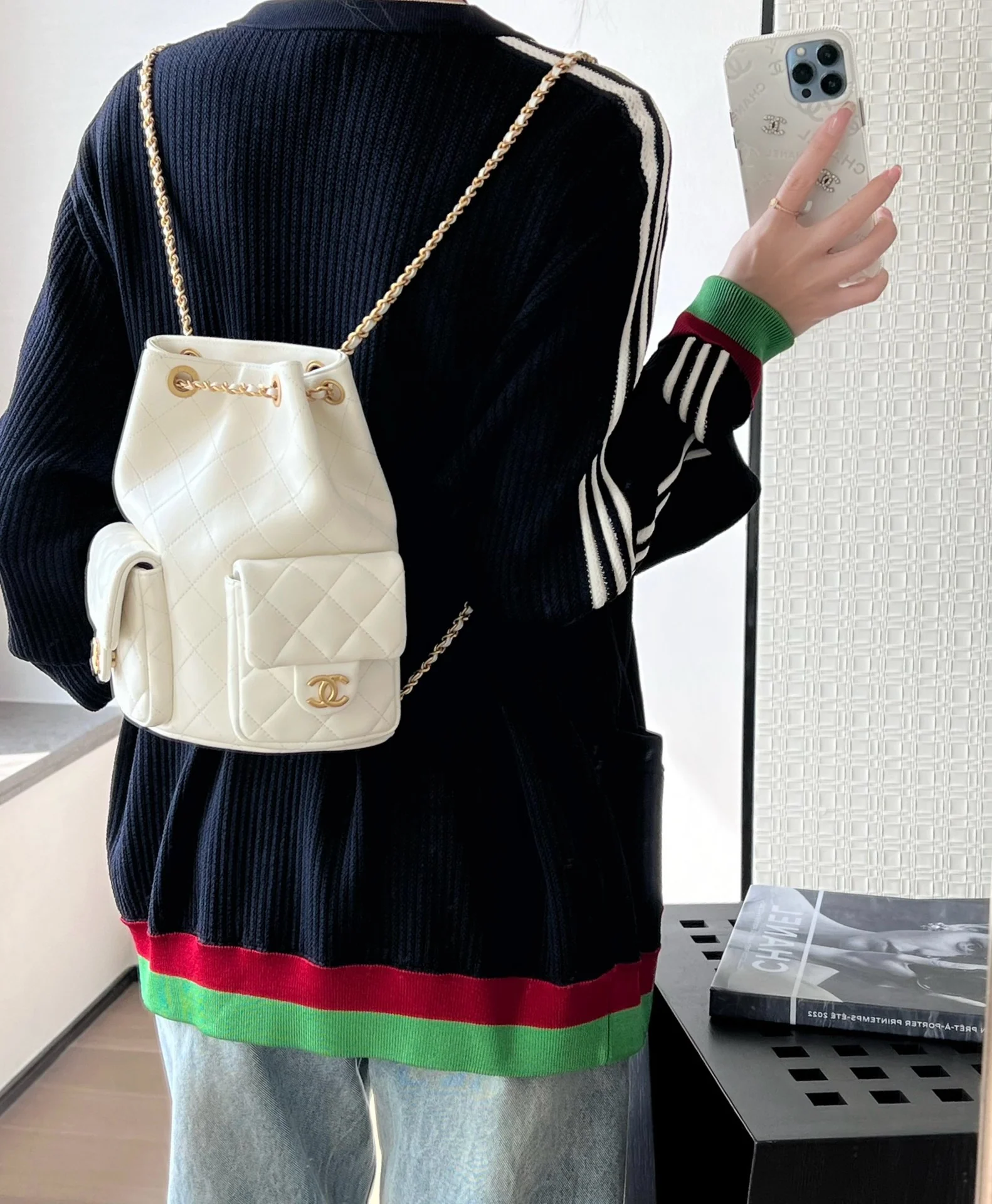 Рюкзак Chanel 25c на завязках - белый