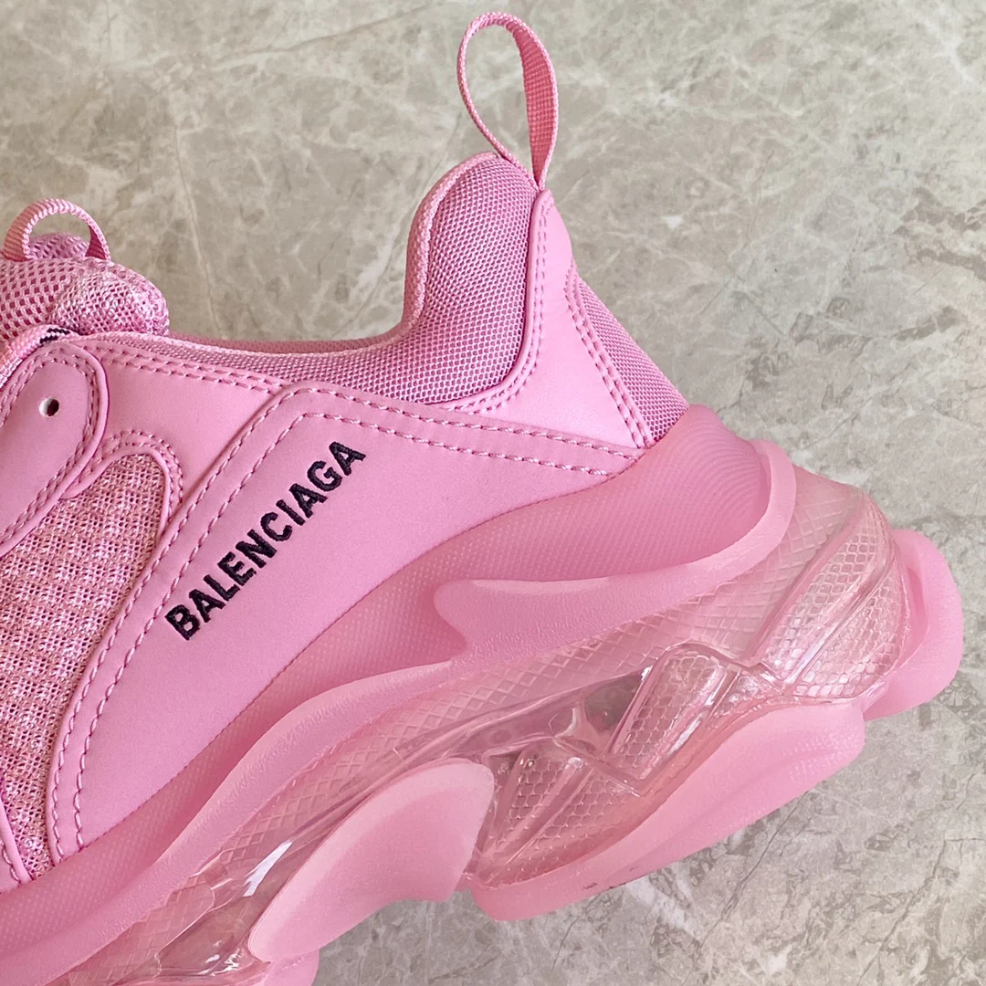 Кроссовки Balenciaga Triple S Cushion Dad Shoes