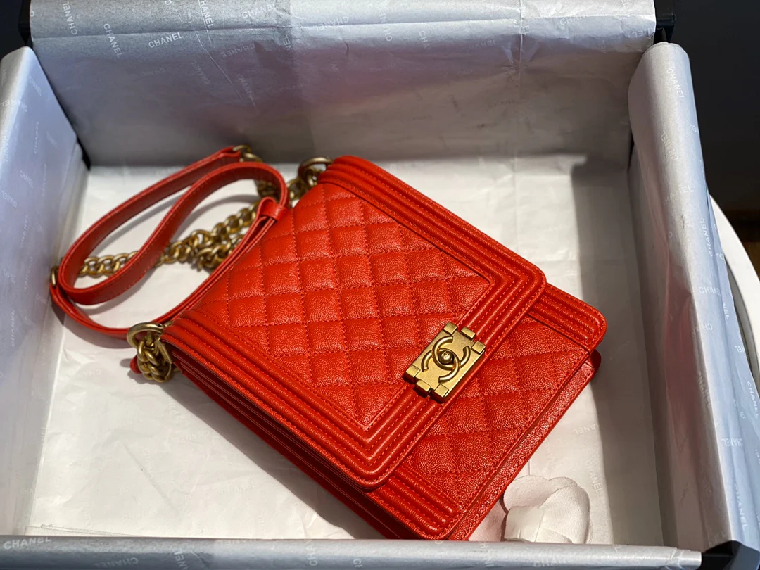 Chanel-boy-19-16-5cm-4