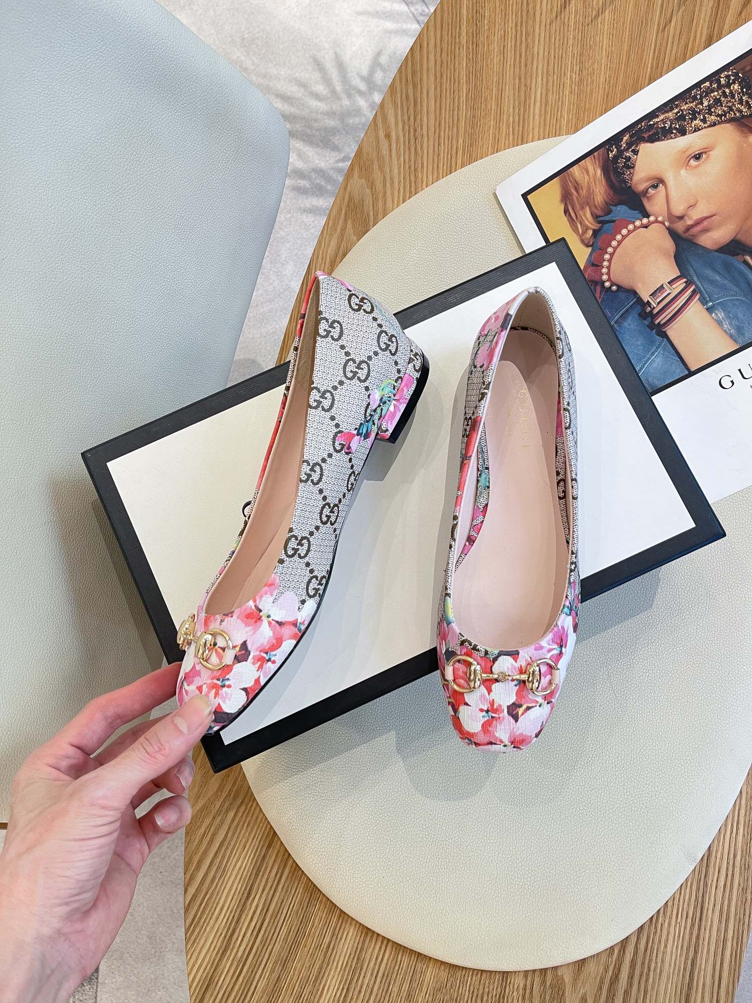 Gucci - Неподвластная времени классика - Стильные балетки с пряжкой 