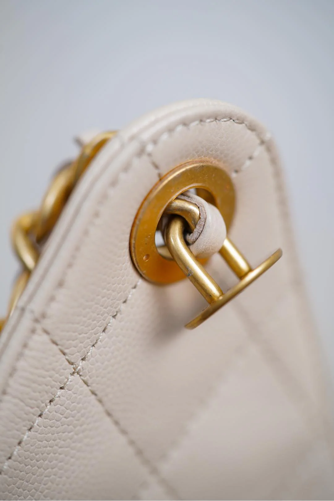 Сумка Chanel 25s 25bag Caviar Drawstring Hobo Small - Off-white