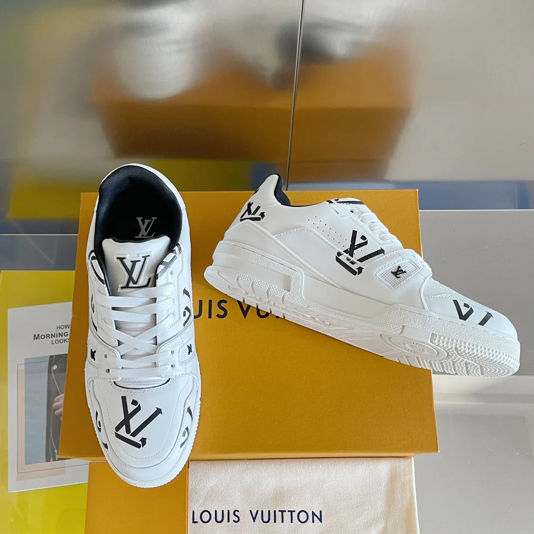 Кроссовки LV Trainer - черные