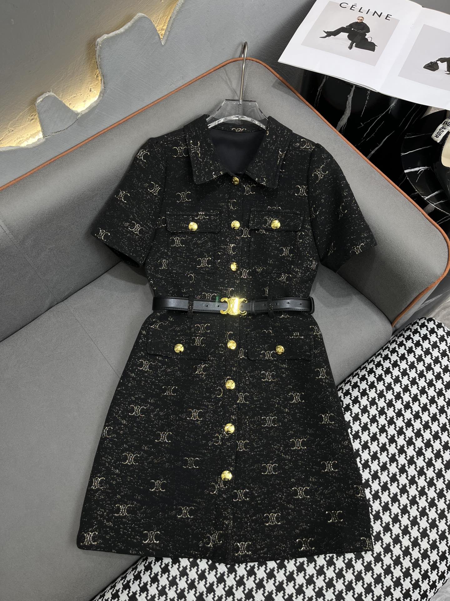 Платье Celine 2403-24ss весна/лето, новое, с отворотом, черное.