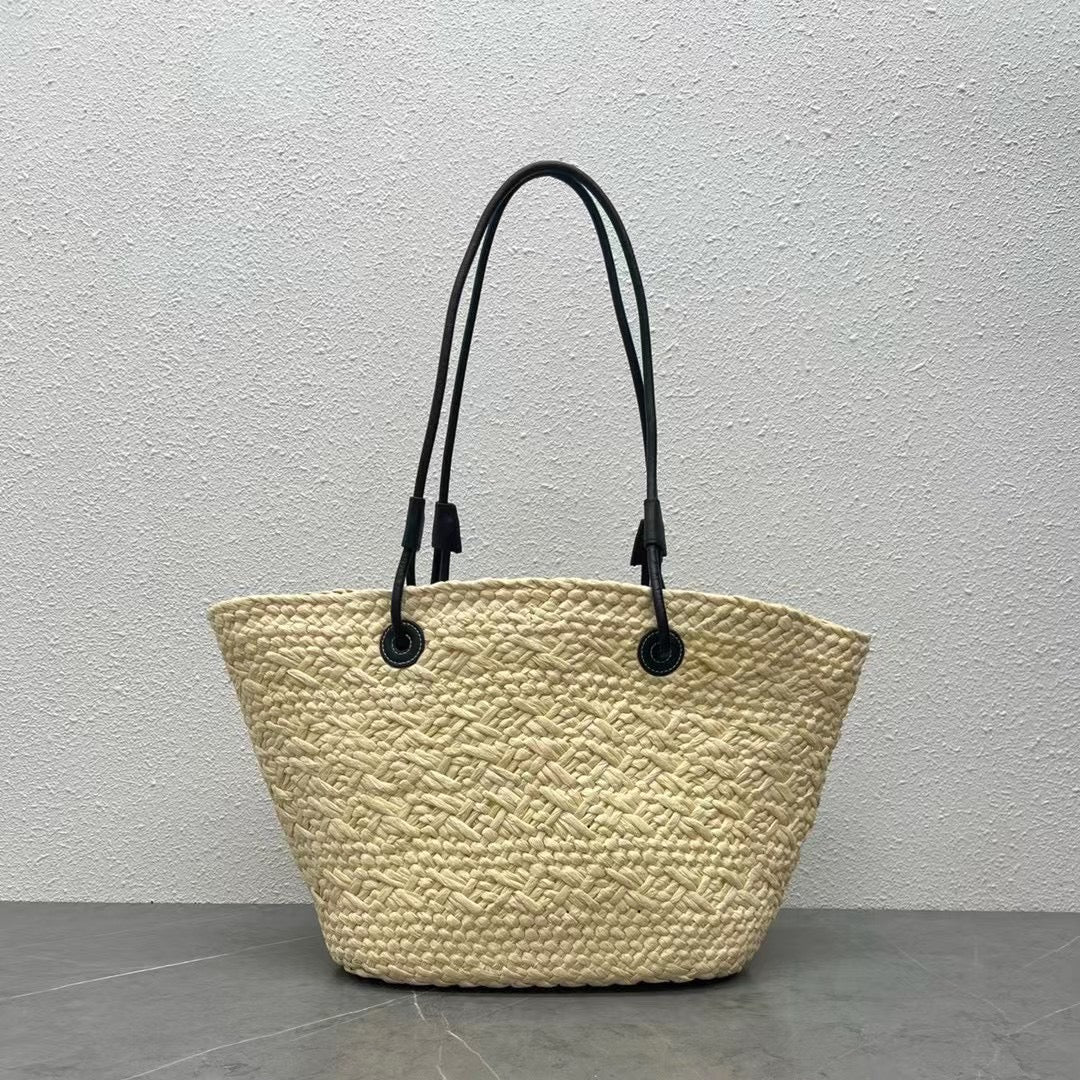 Соломенная сумка Loewe - маленькая