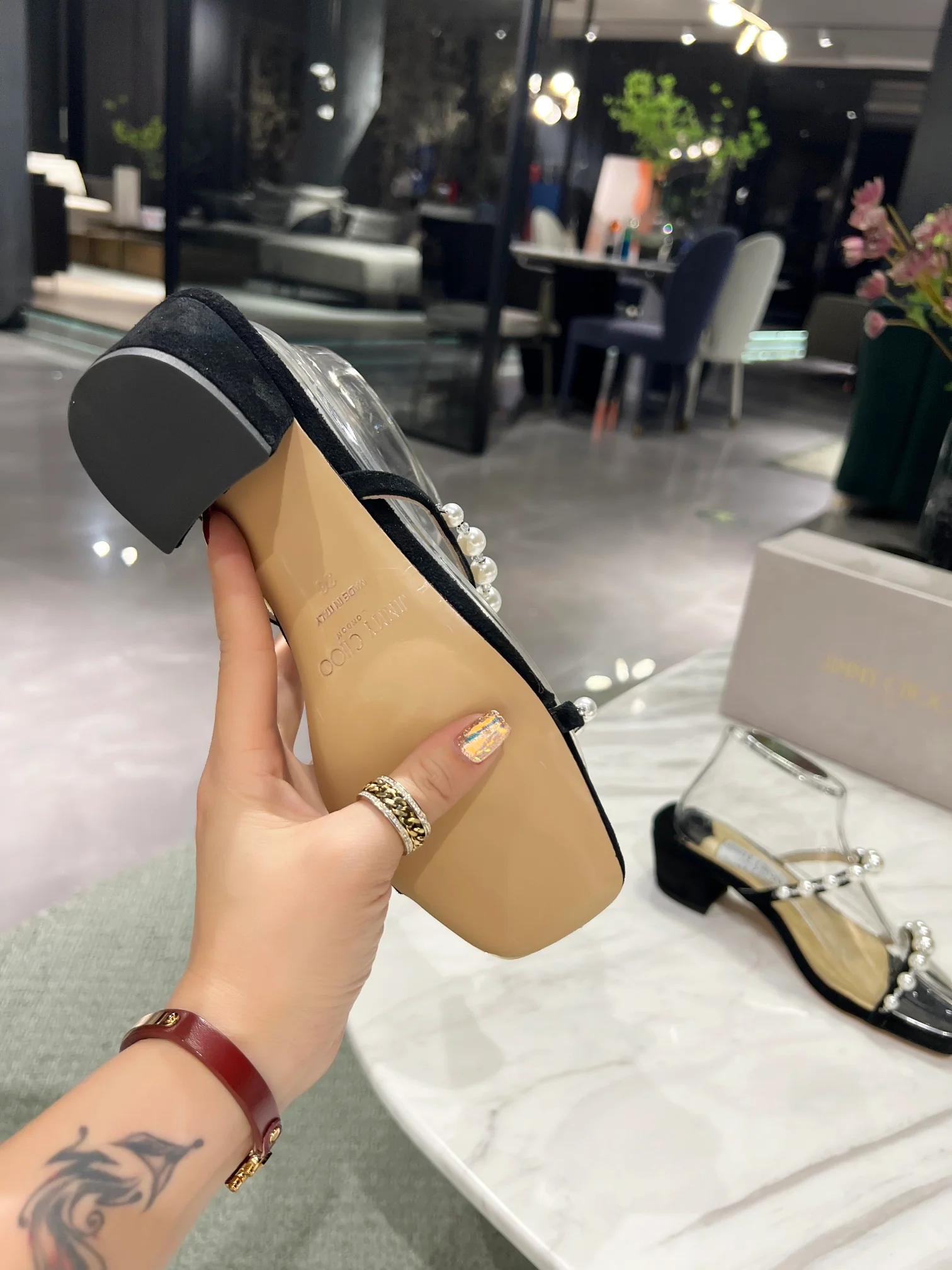 Сандалии/тапочки Jimmy Pearl - черные