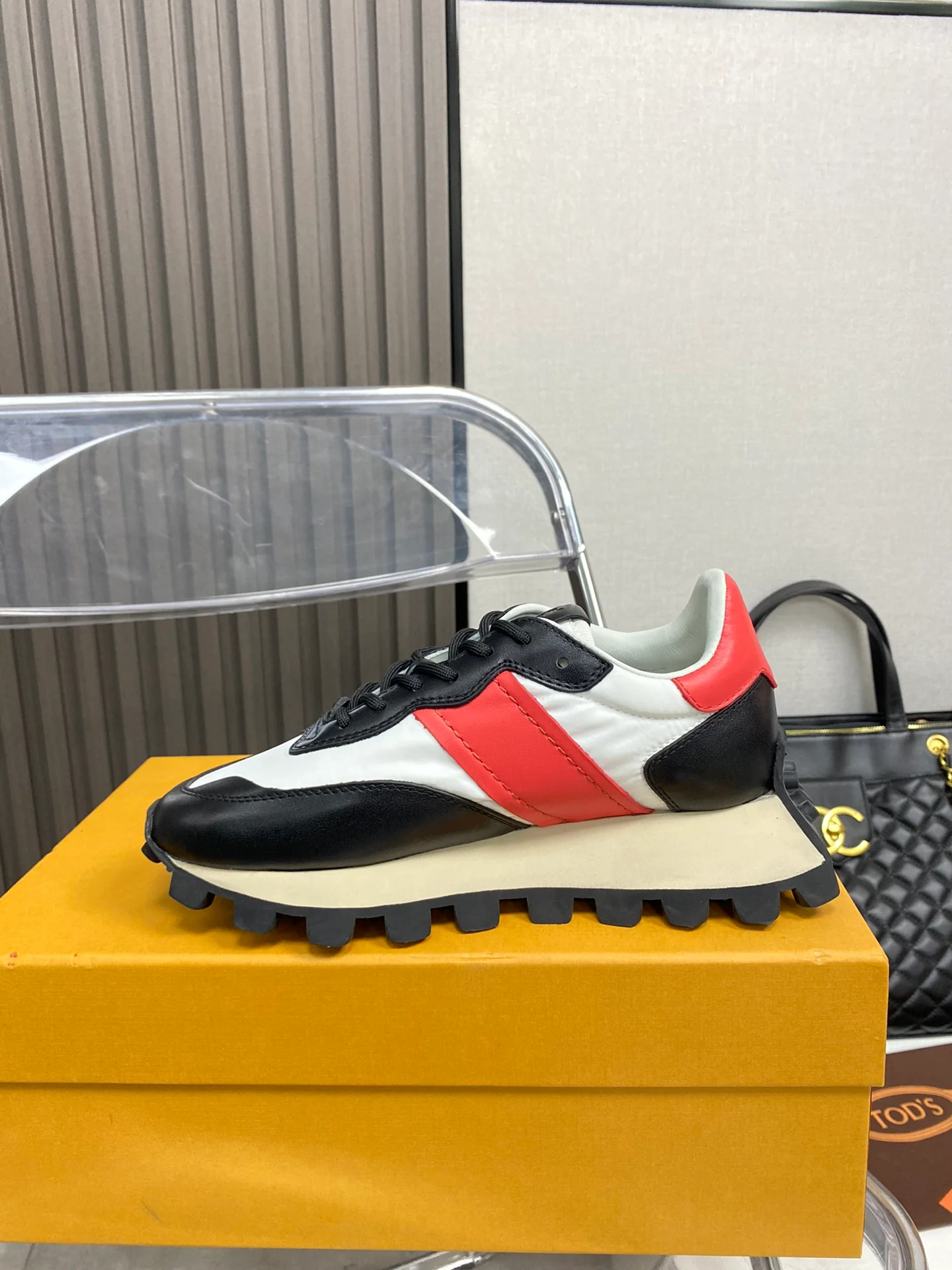 Tods - Повседневная обувь - Кроссовки - Черно-красные