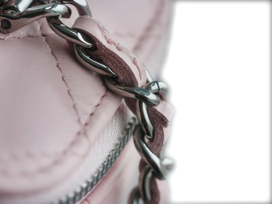 Длинная сумка-коробка Chanel - розовая