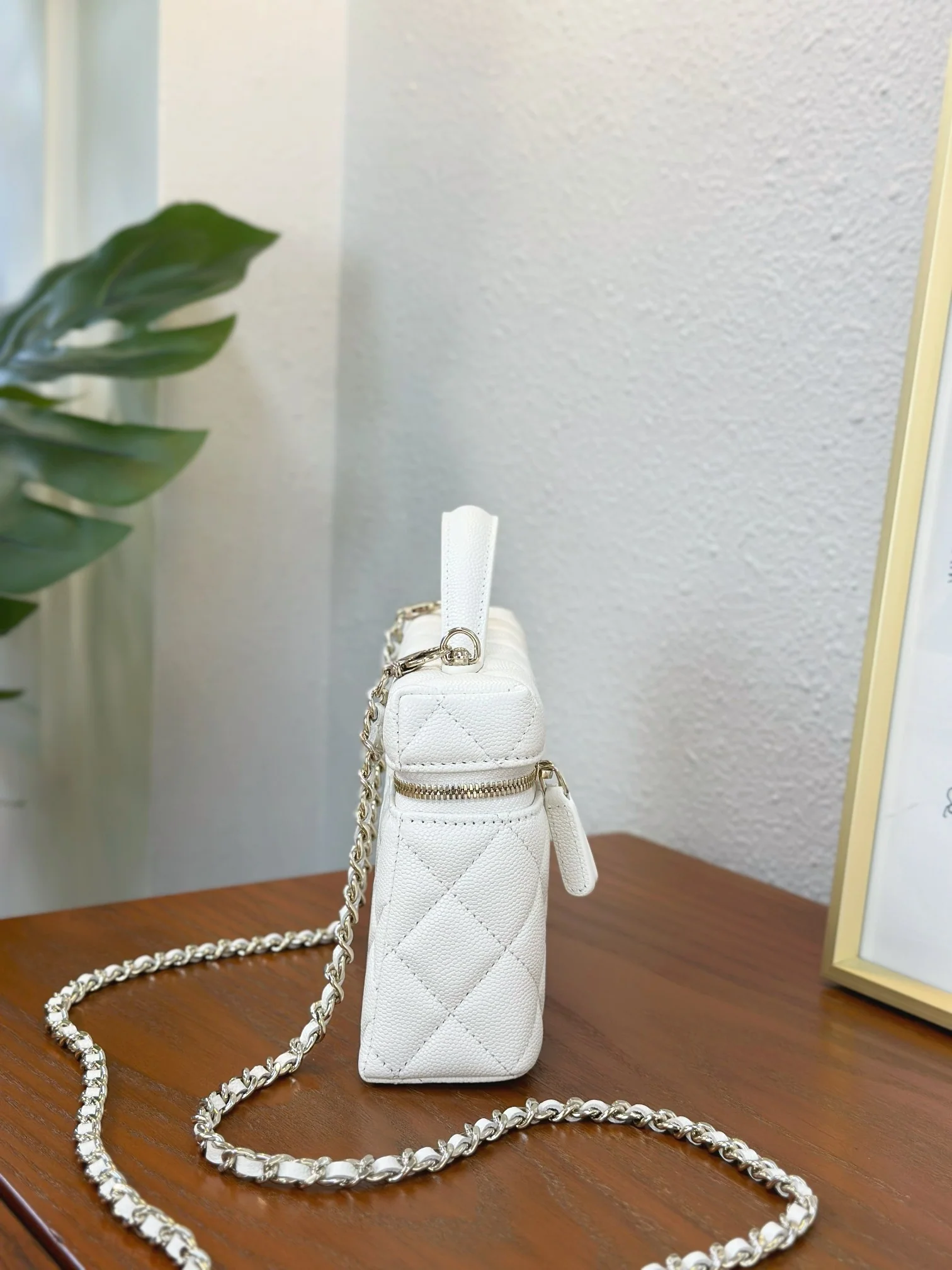 Сумка для ланча Chanel 25c-LP - белая