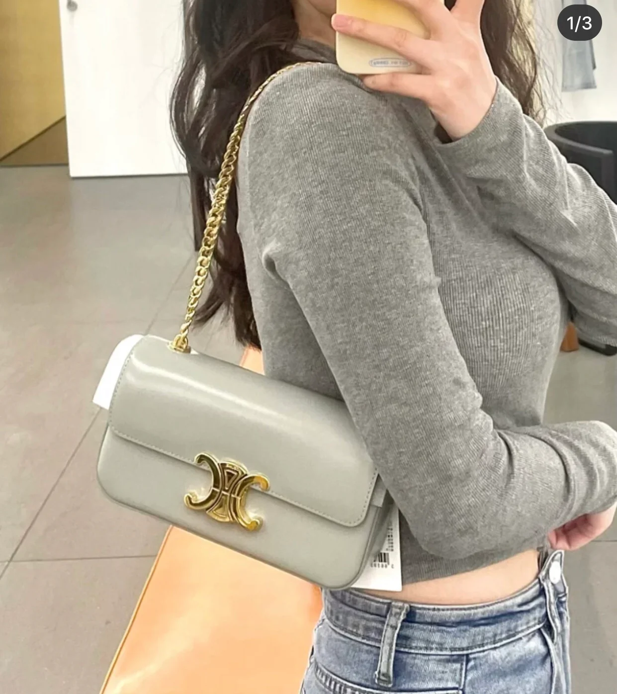 Сумка Celine Triomphe на плечо из глянцевой телячьей кожи с цепочкой - 1 шт.