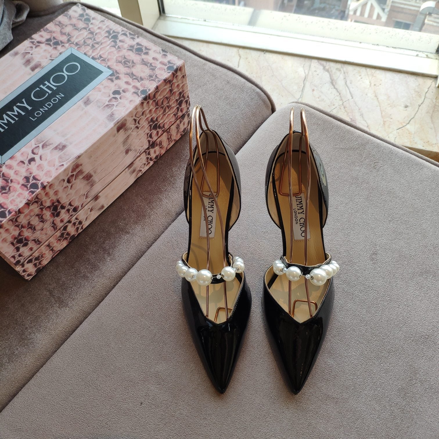 Туфли на шпильке Jimmy Pearl - черные