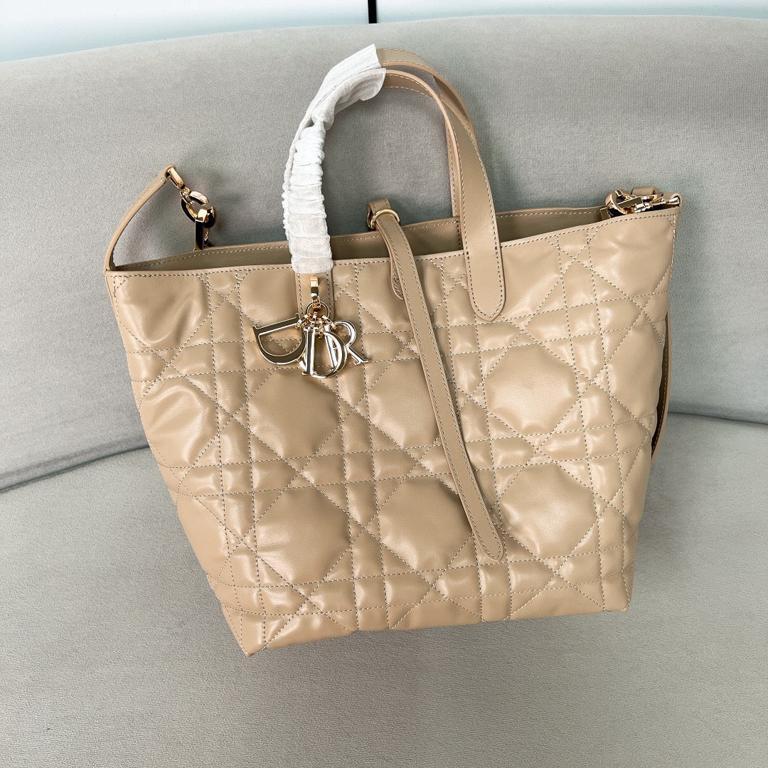 Dior d-toujours Средний Абрикос