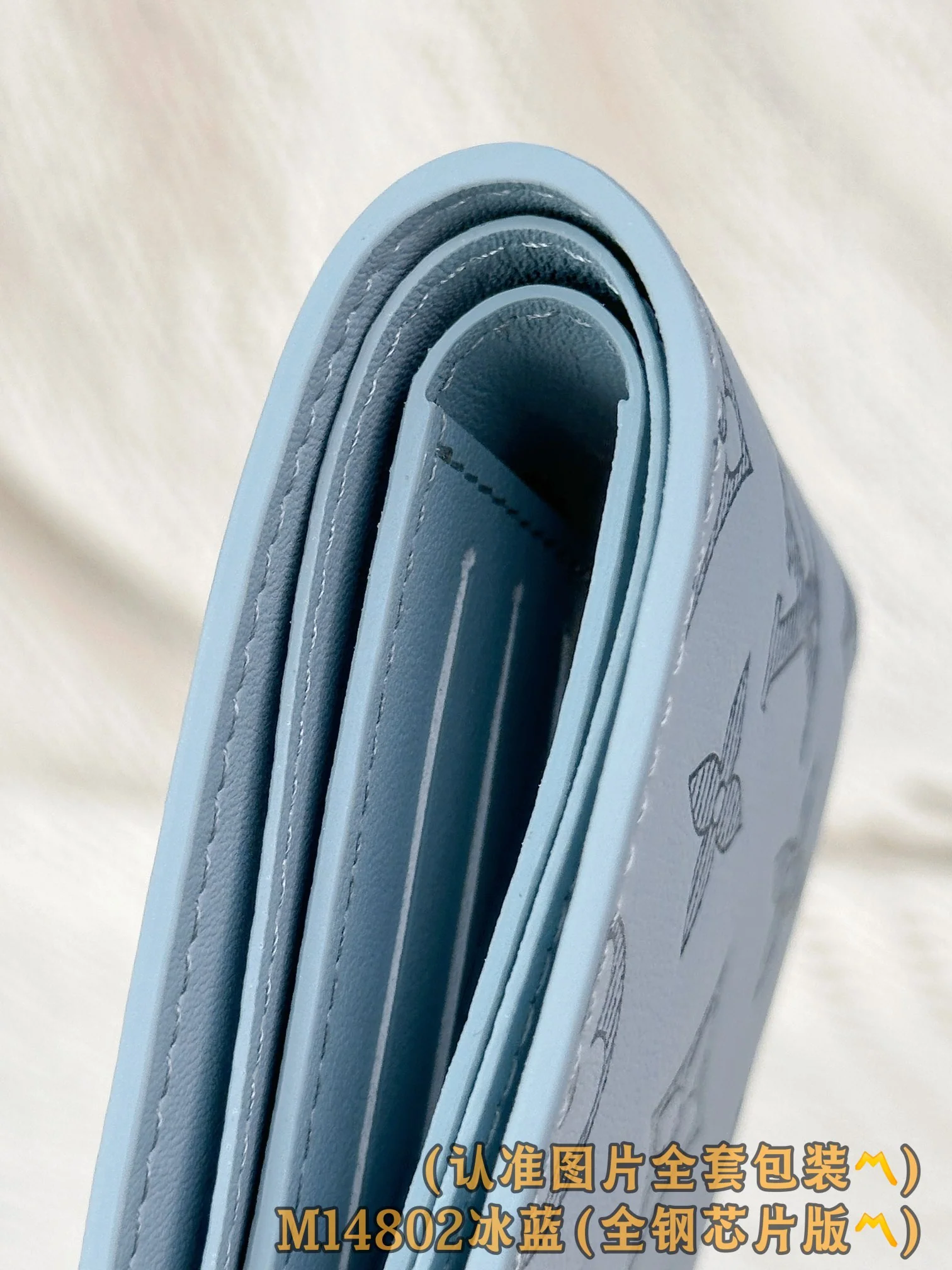 LV-m14802-небольшой короткий кошелек-ледяной синий