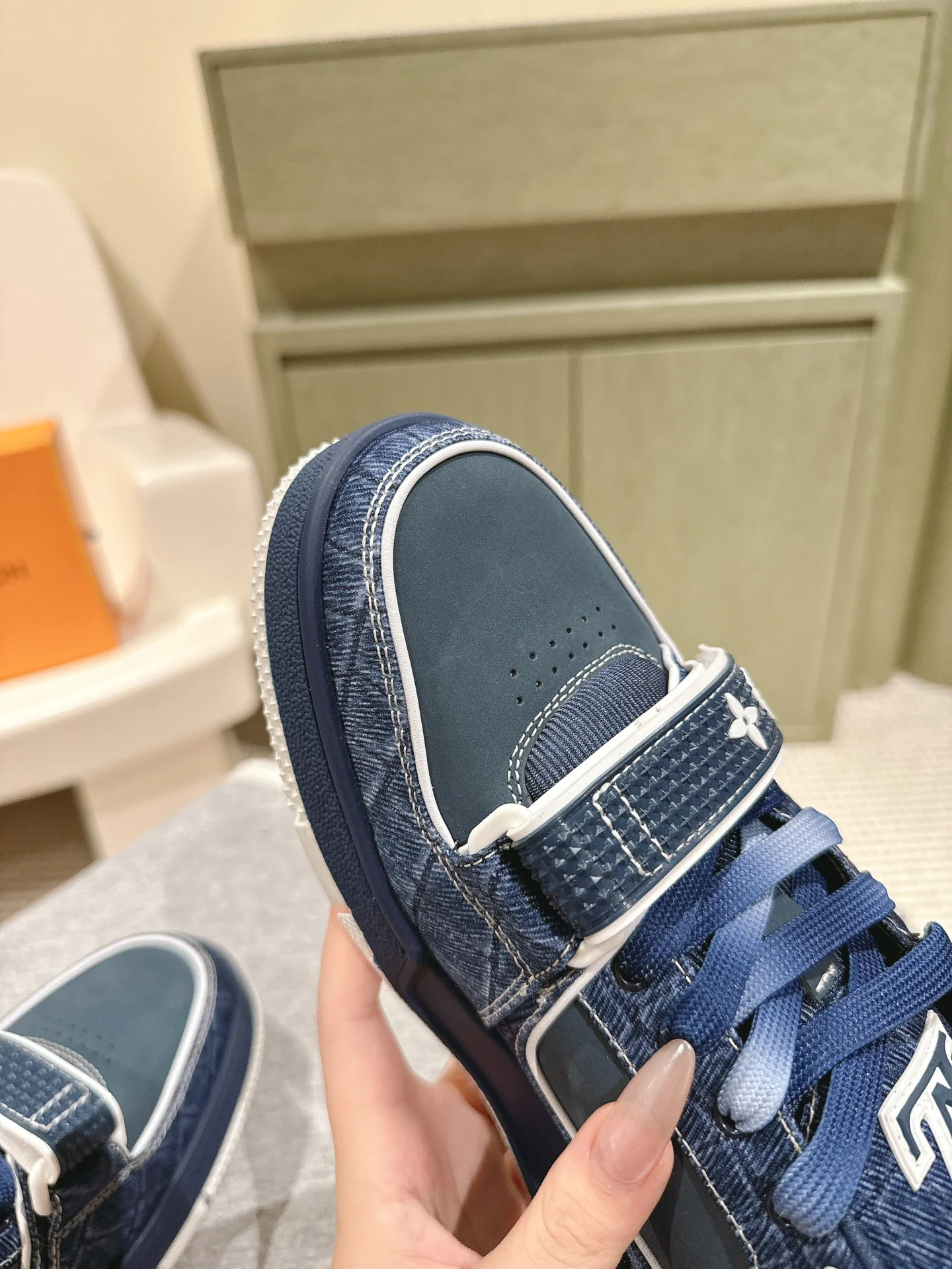 LV-2024-Кроссовки-Синие-1