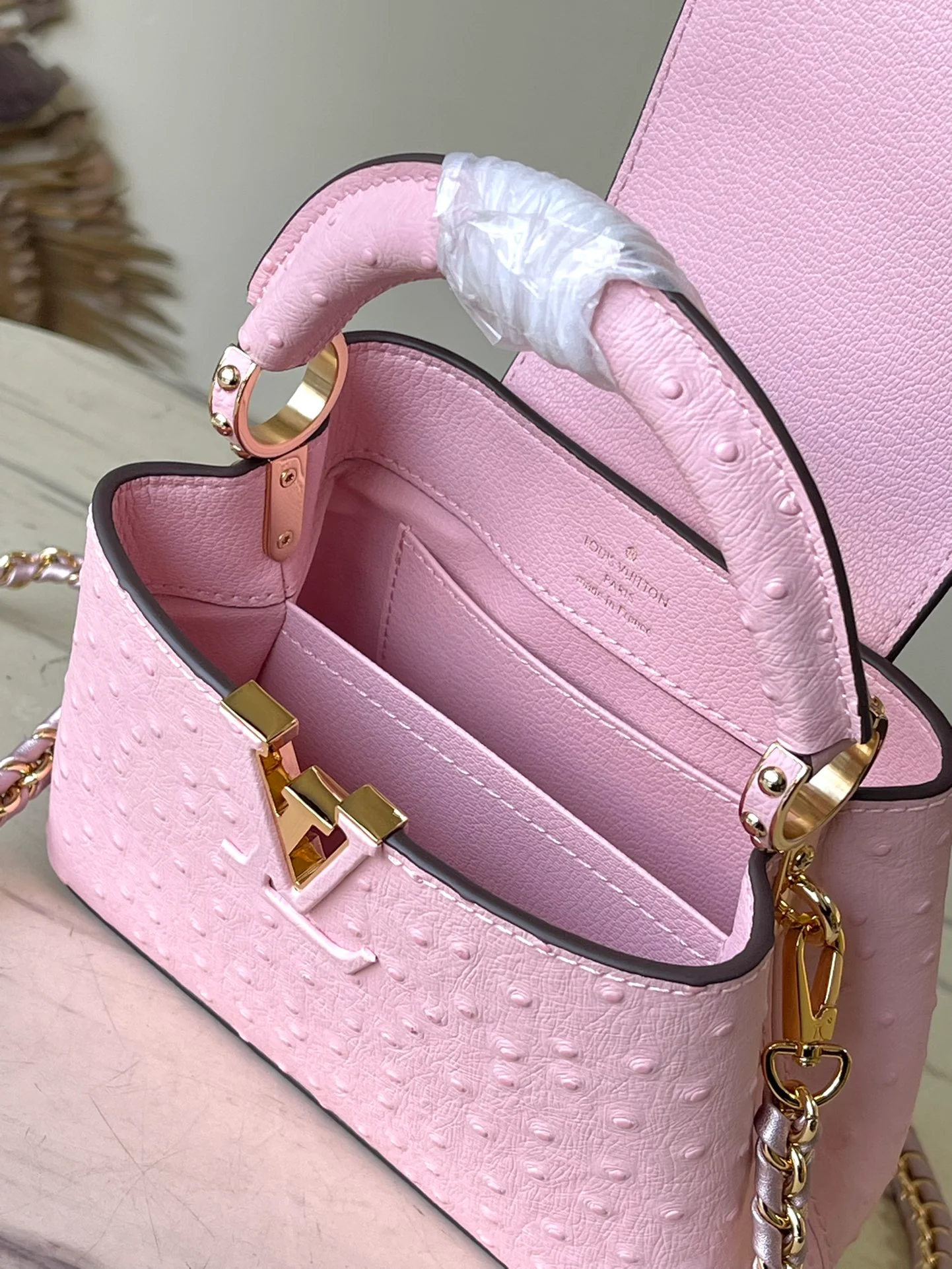 n48865-LV-capucines-yhl-pink мини-принт страуса