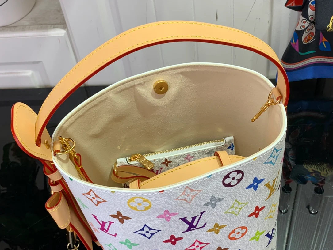 Кожаная сумка LV All-in-Bag с бантом - белая