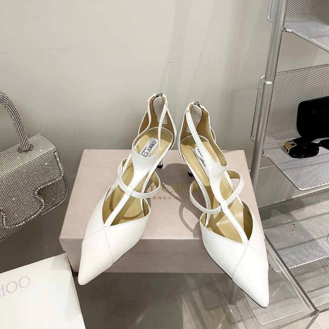 Туфли на высоком каблуке 