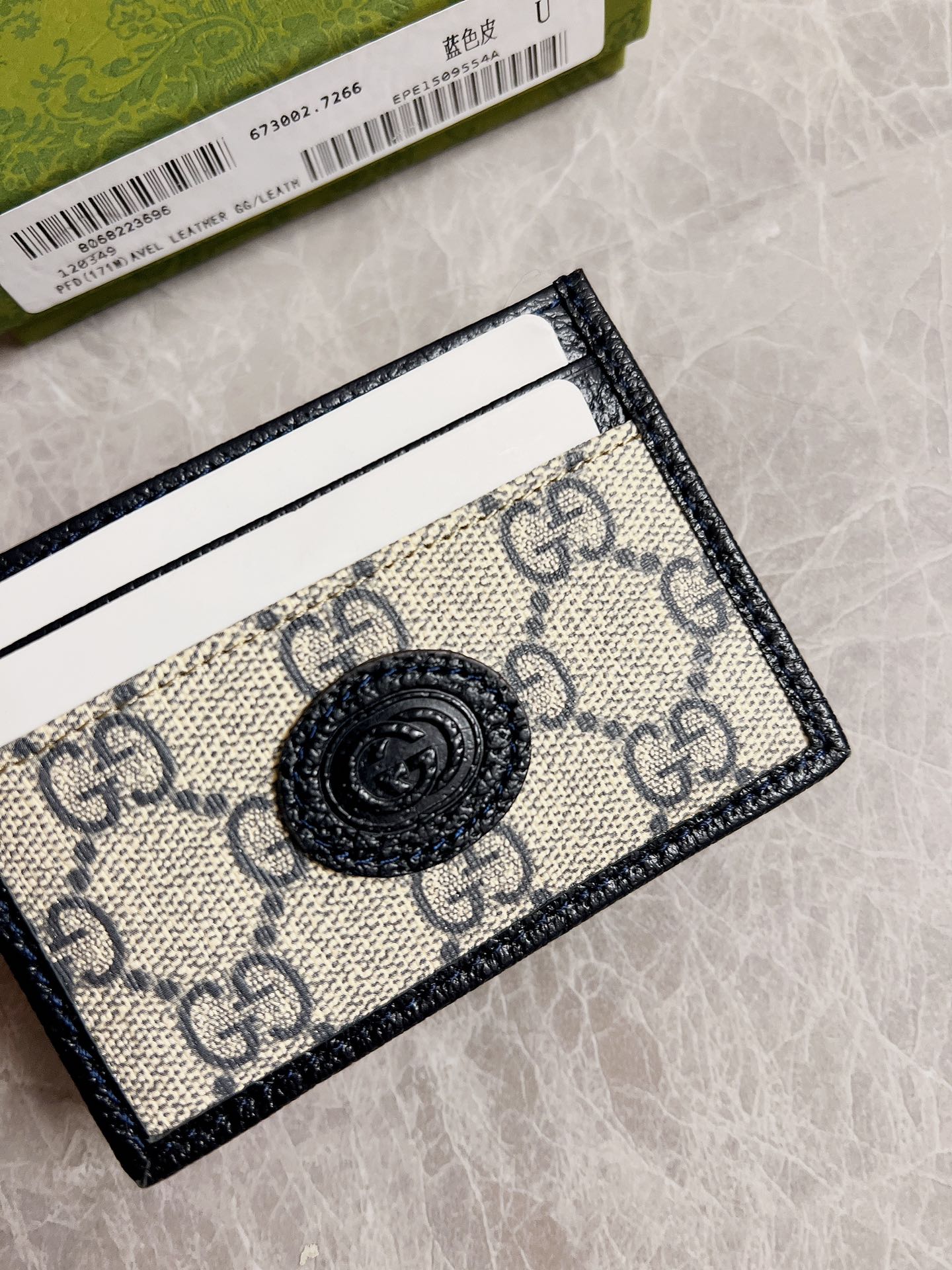 Gucci-蓝色PVC新款卡包