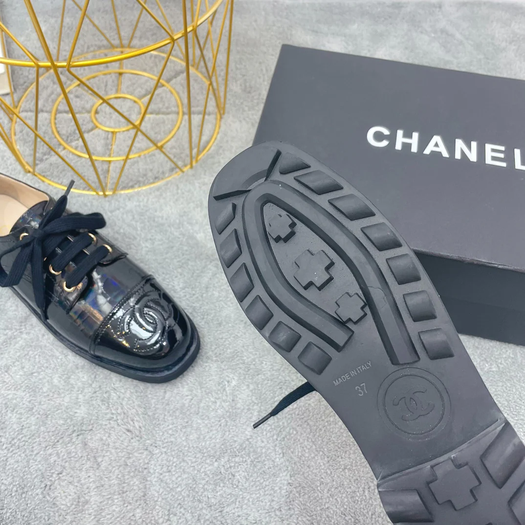 Обувь Chanel из овечьей кожи, весна/лето 2022