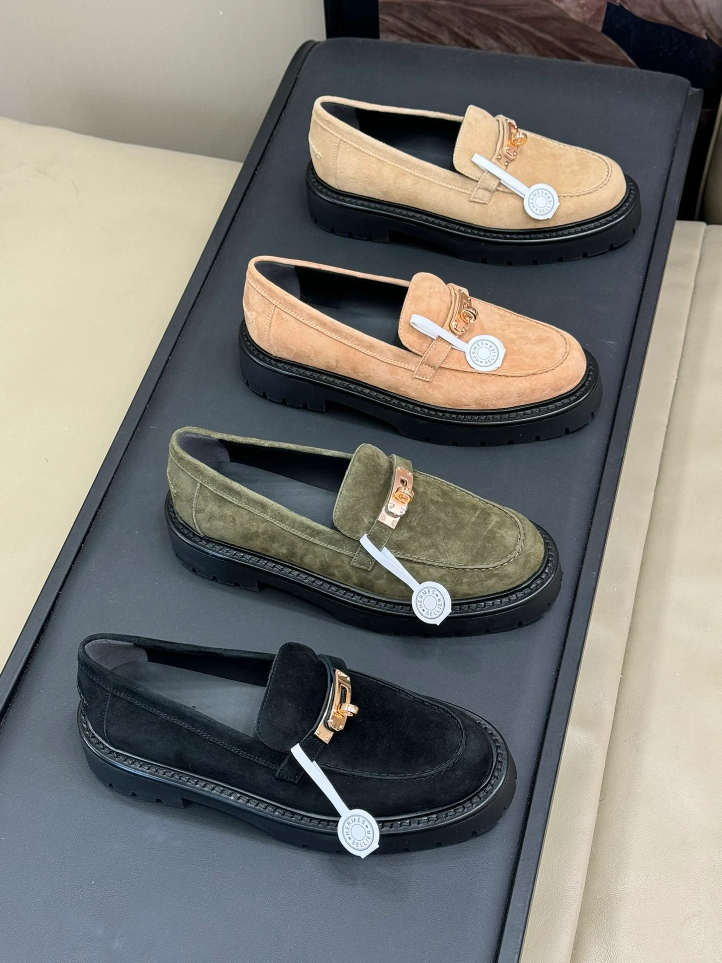 Лоферы Hermes 2024 - Изображение из коллекции - 2