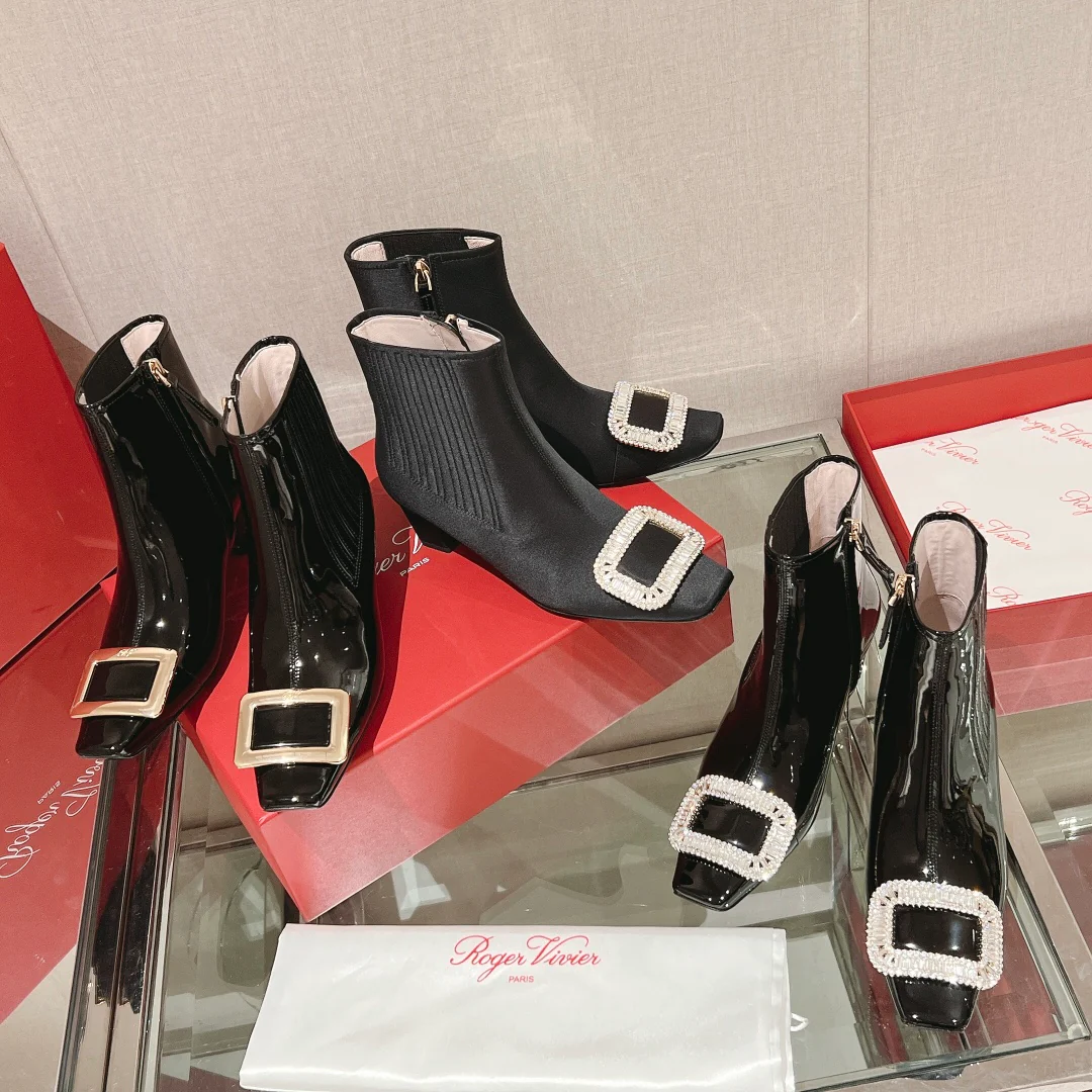 RV Shoes - Ботильоны на низком каблуке, украшенные стразами - 1