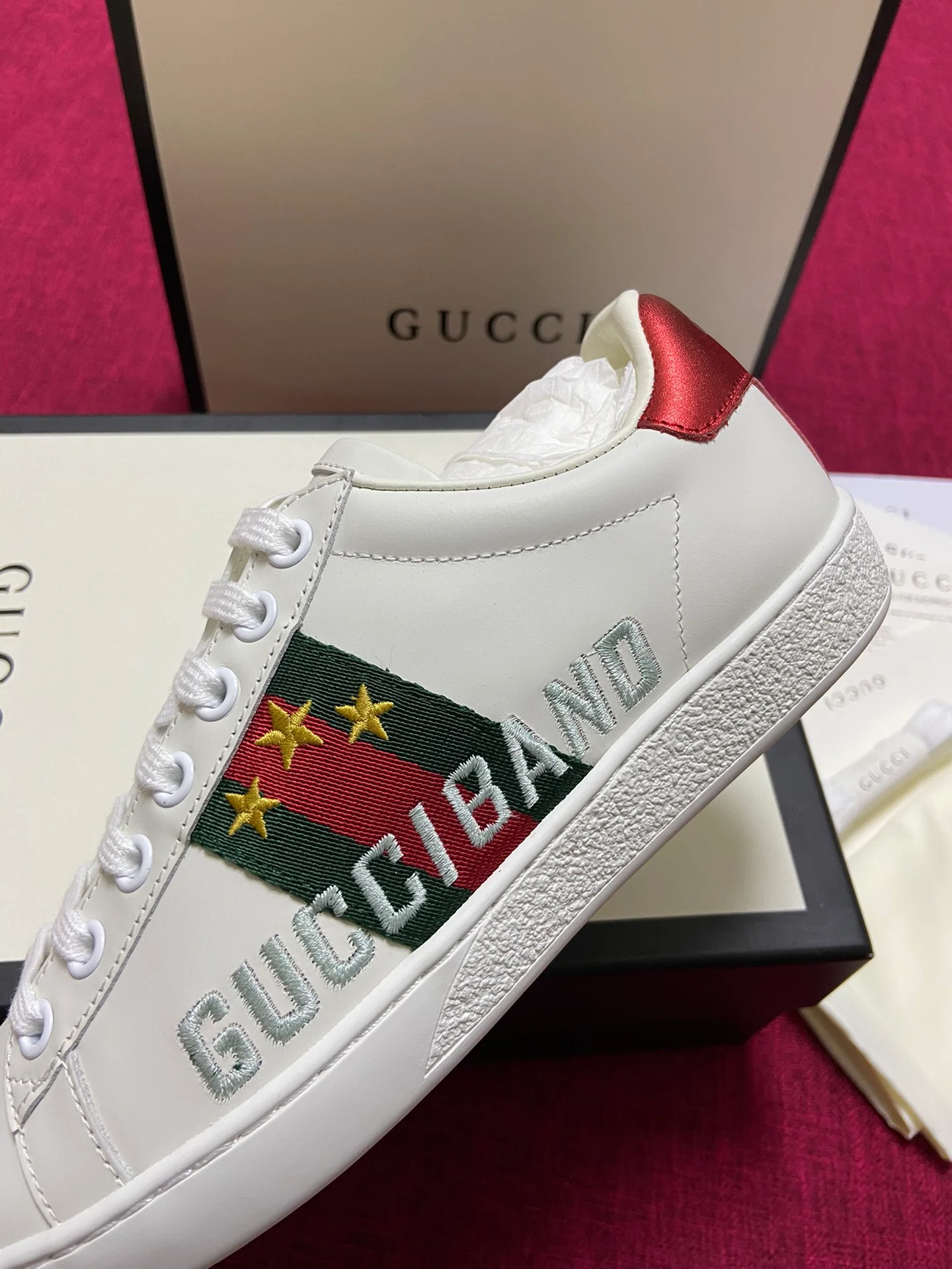 Gucci - Белые кроссовки - Кроссовки - Повседневная обувь - 4