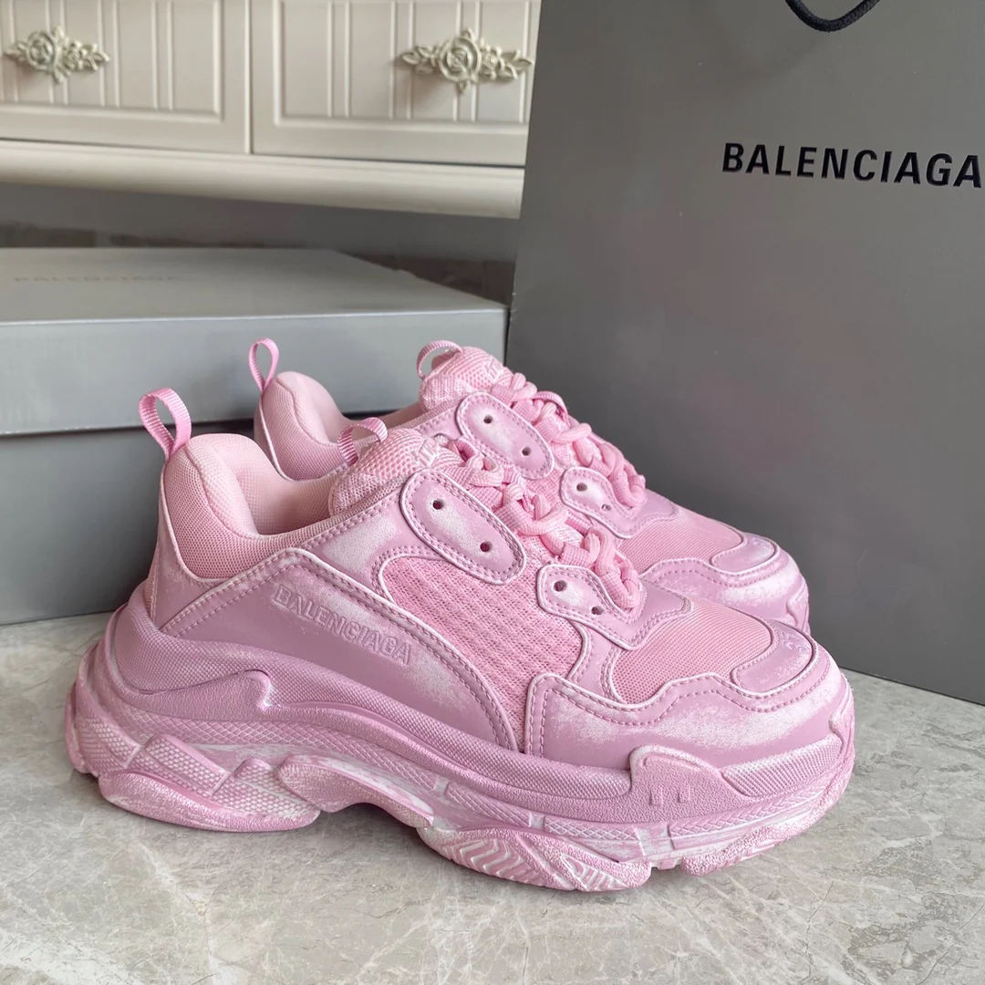 Balenciaga - Dad Shoes - 21