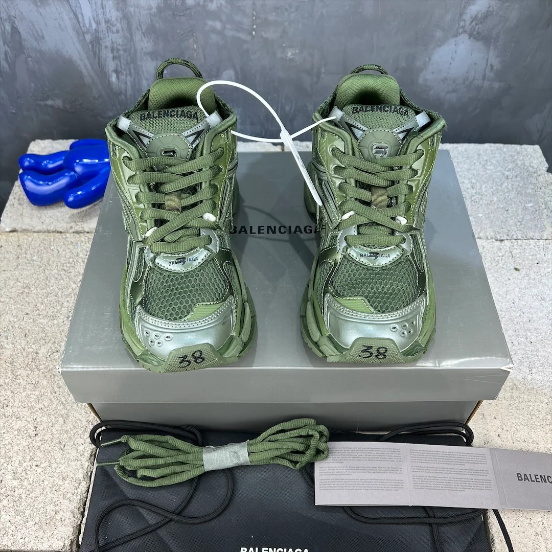 Кроссовки Balenciaga Runner - унисекс - зеленые