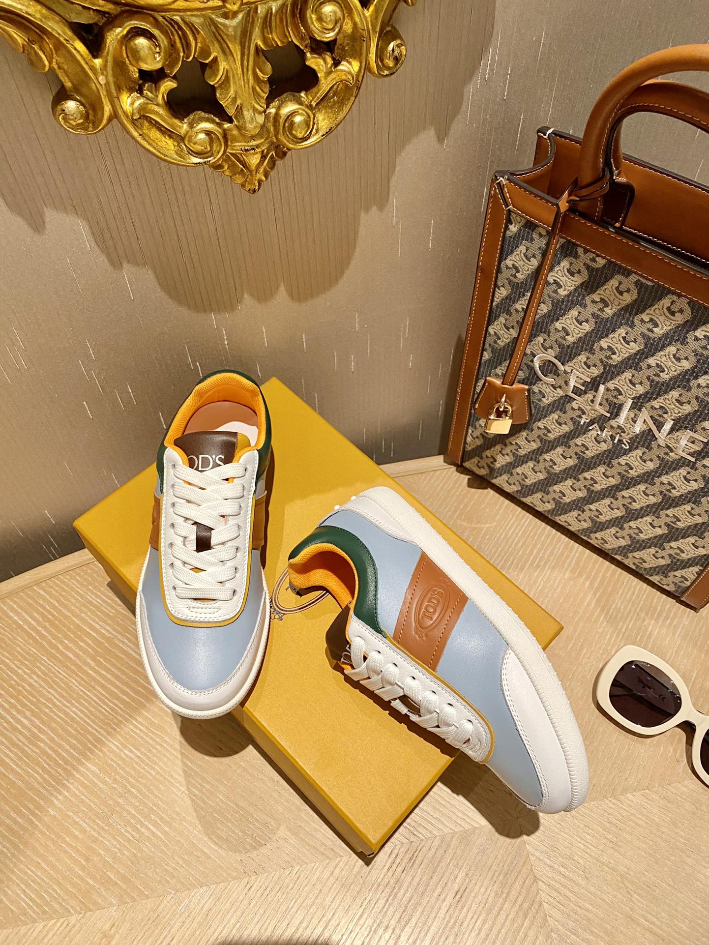 Кроссовки Tods - белые - повседневная обувь