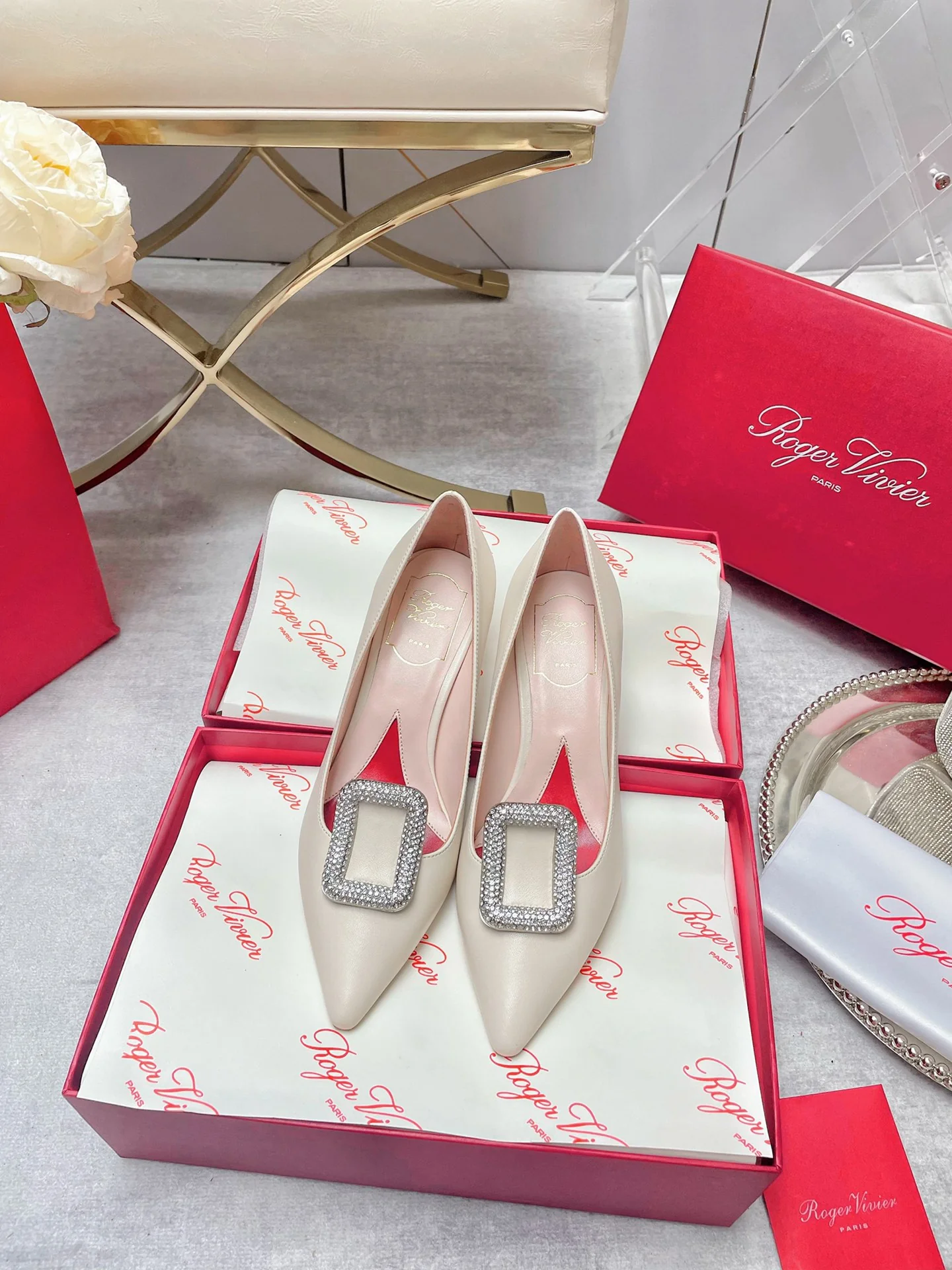 Обувь RV - Коллекция ранней весны 2022 года - Туфли на каблуке с острым носком - Цвет: кремовый